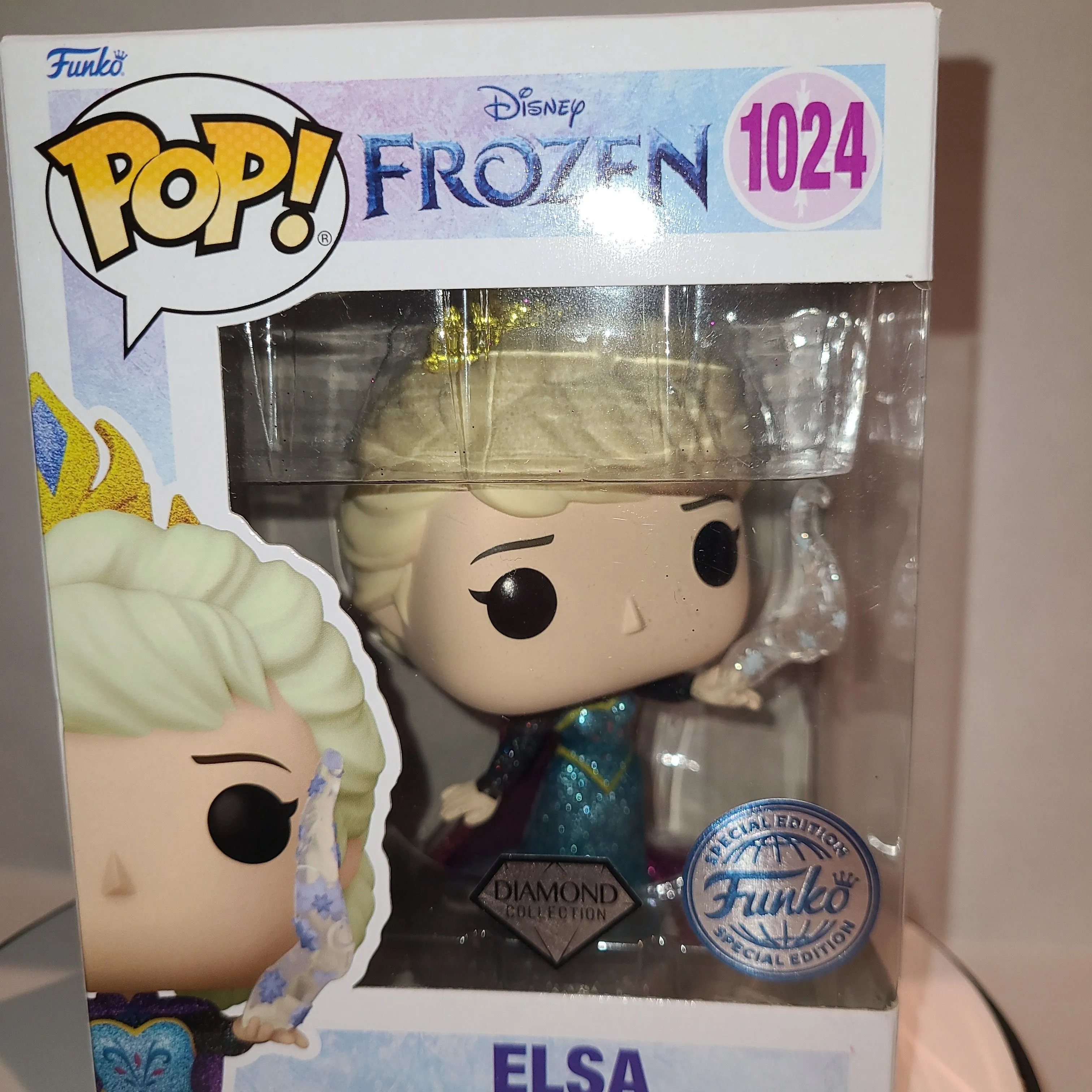 Product image for Disney Elsa Frozen Funko Pop Diamond Special Edition #1024