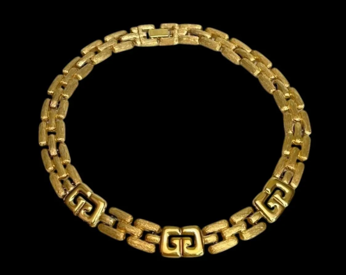 bce097d2-8767-4da1-8d1d-dc3591dd24e4