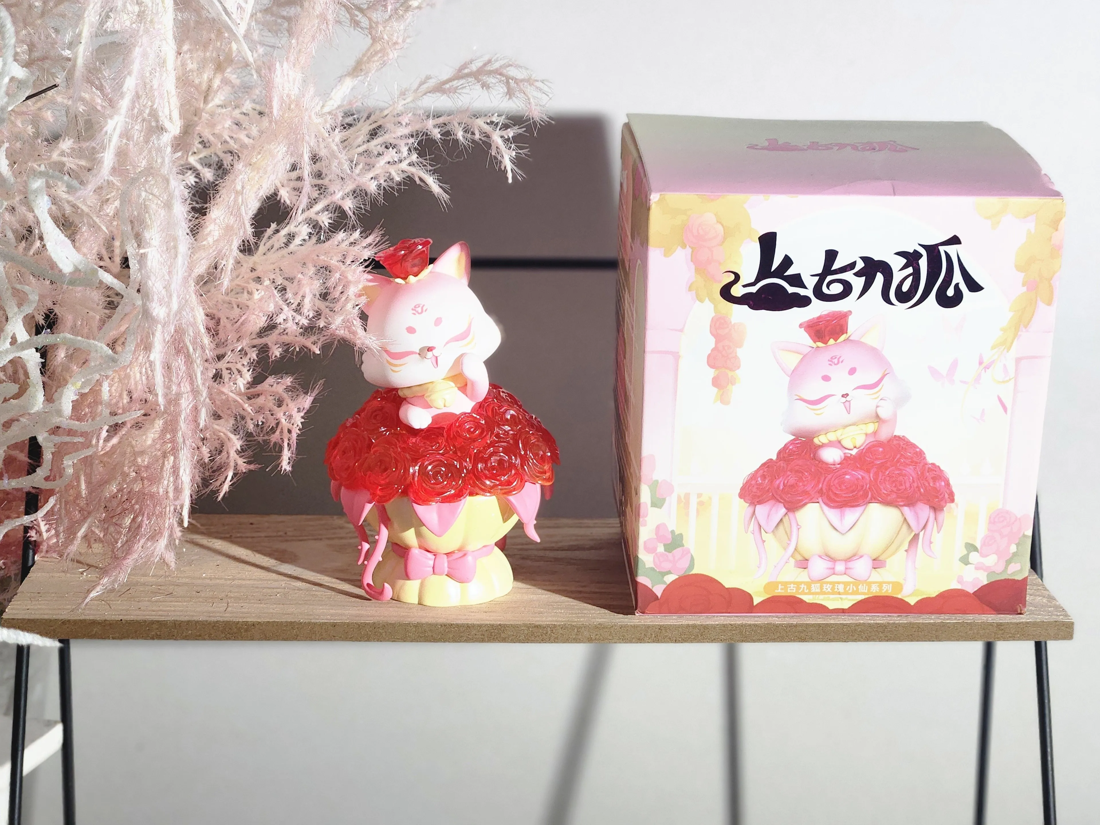 Product image for Ancient Nine Tail Box Rose Fairy