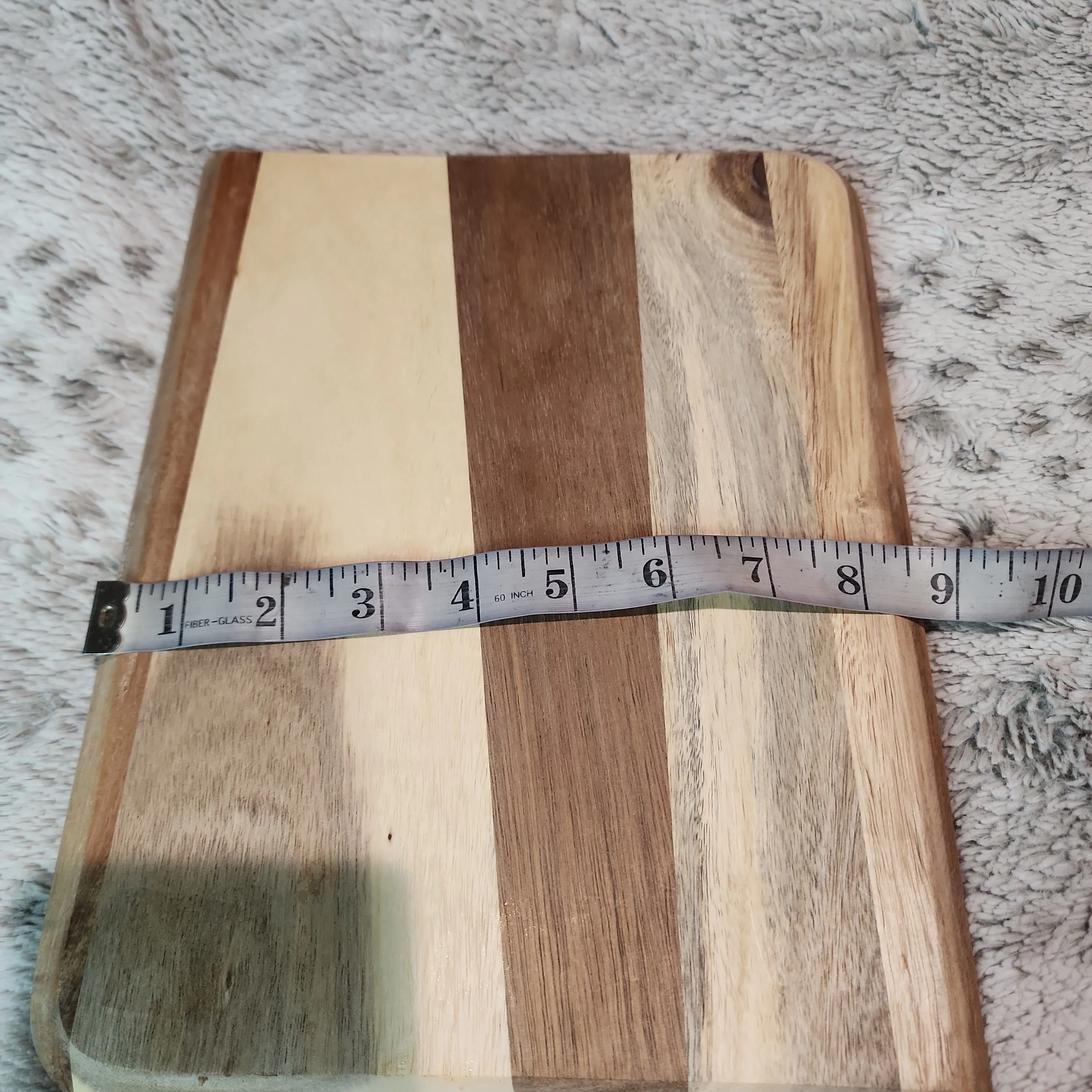 Listing Image Blurred Background