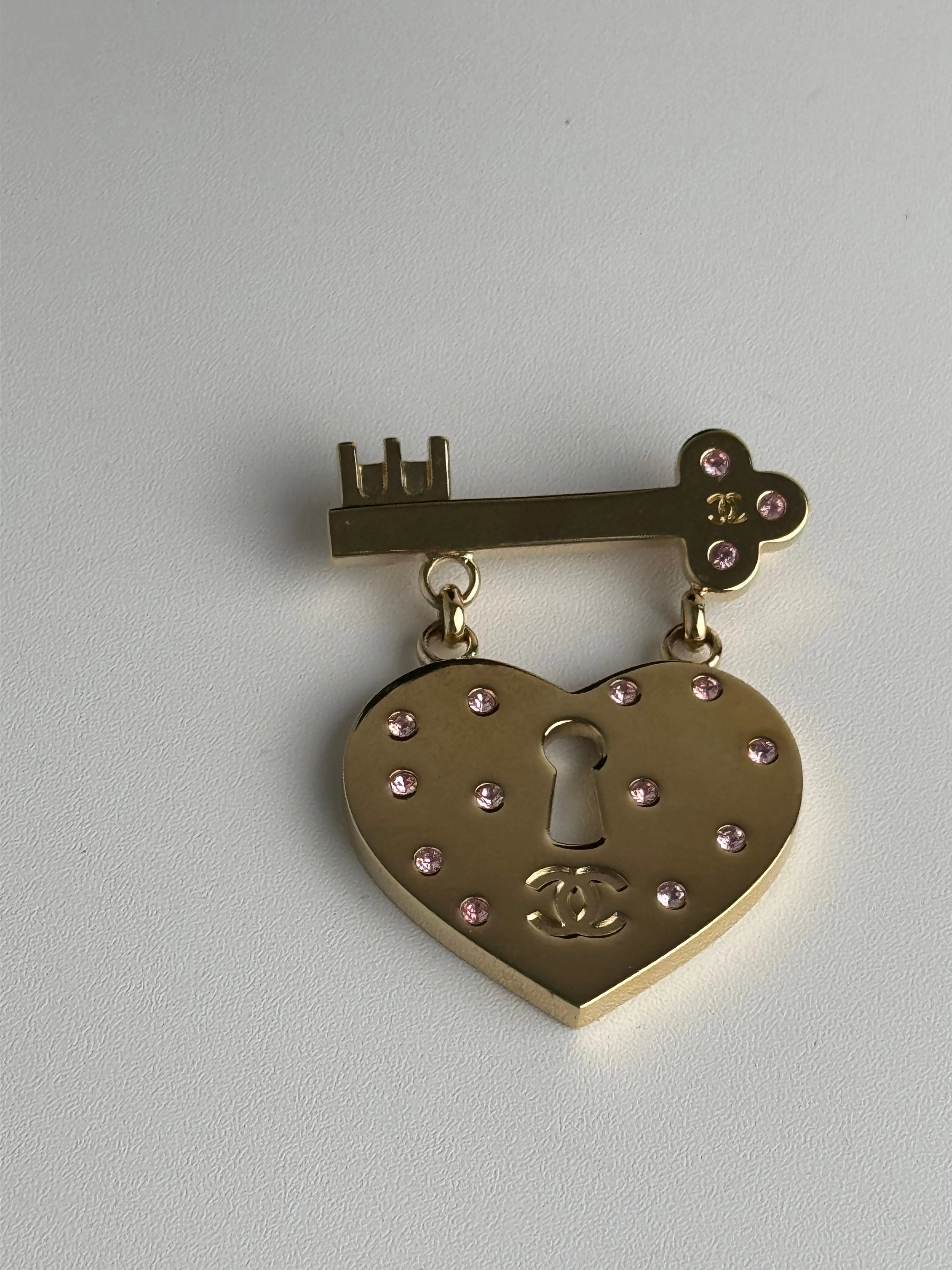 Product image for Chanel Heart & Key Brooch