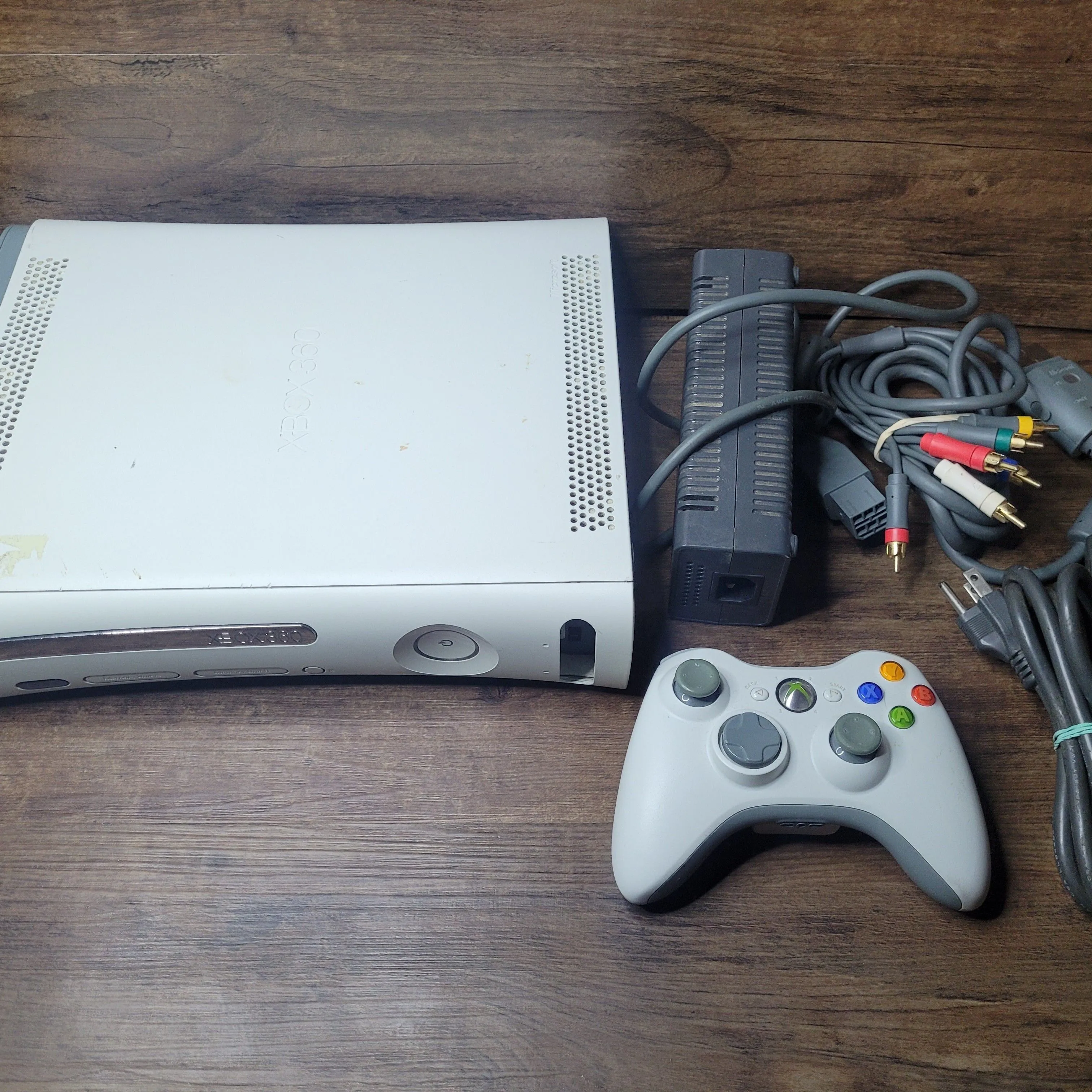 Product image for xbox 360, 1 controller, cords, Tested works great, Cleaned