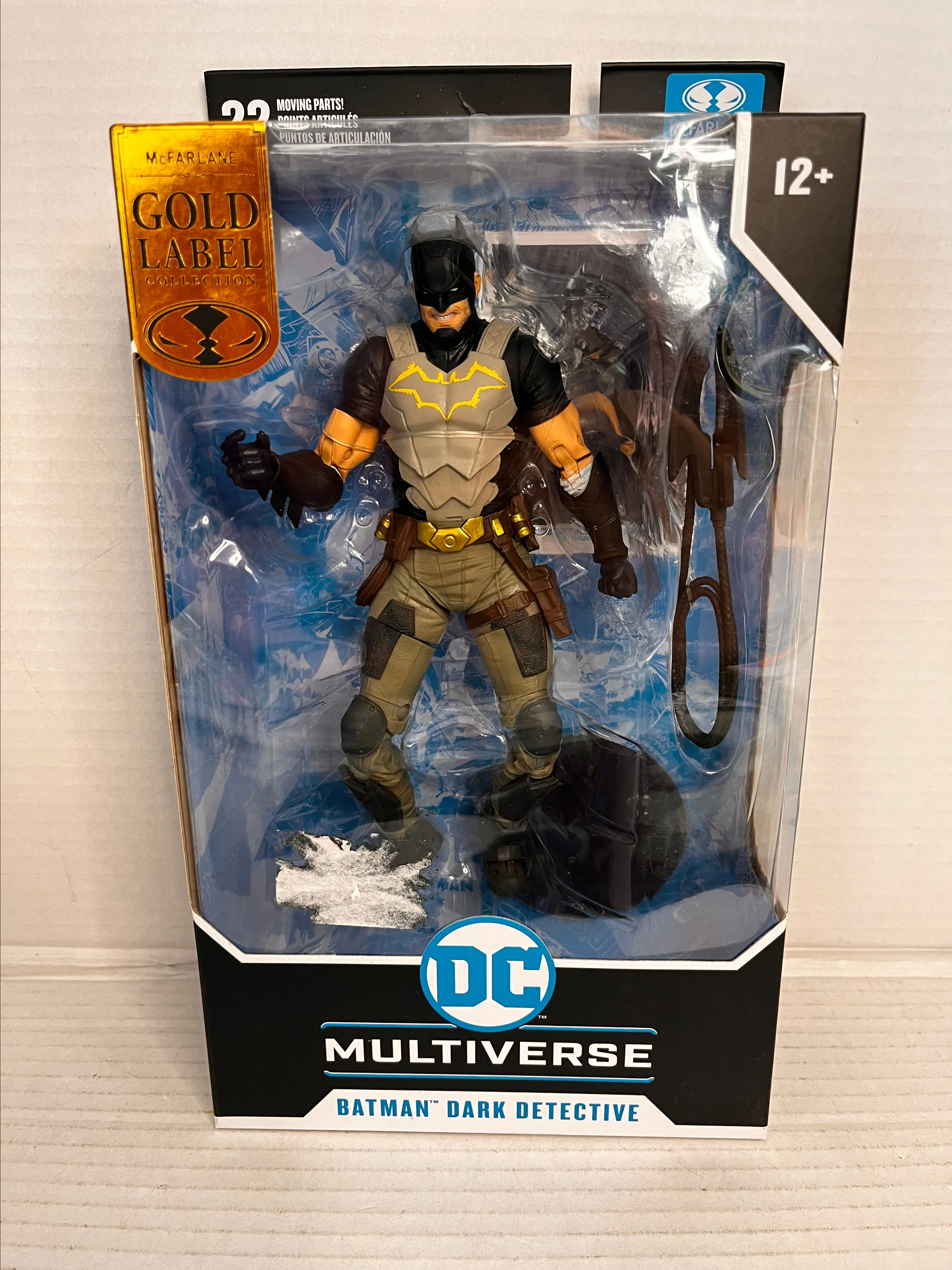 Product image for Gold Label Batman Dark Detective DC Future State - 7" Action Figure