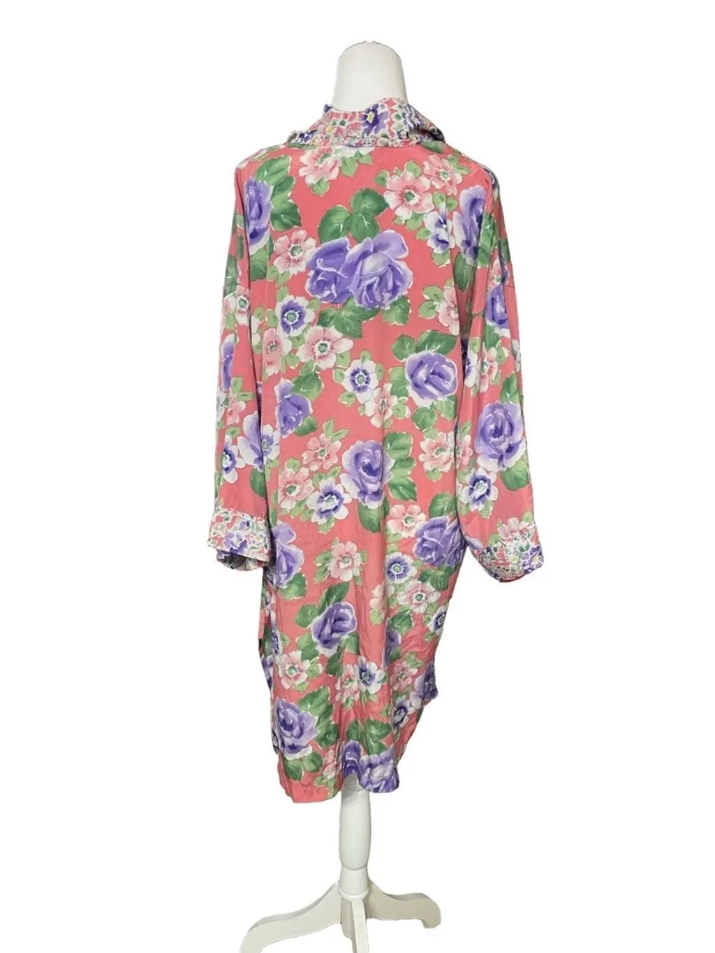 Product image for Women's Victoria's Secret Pink Floral Robe OS