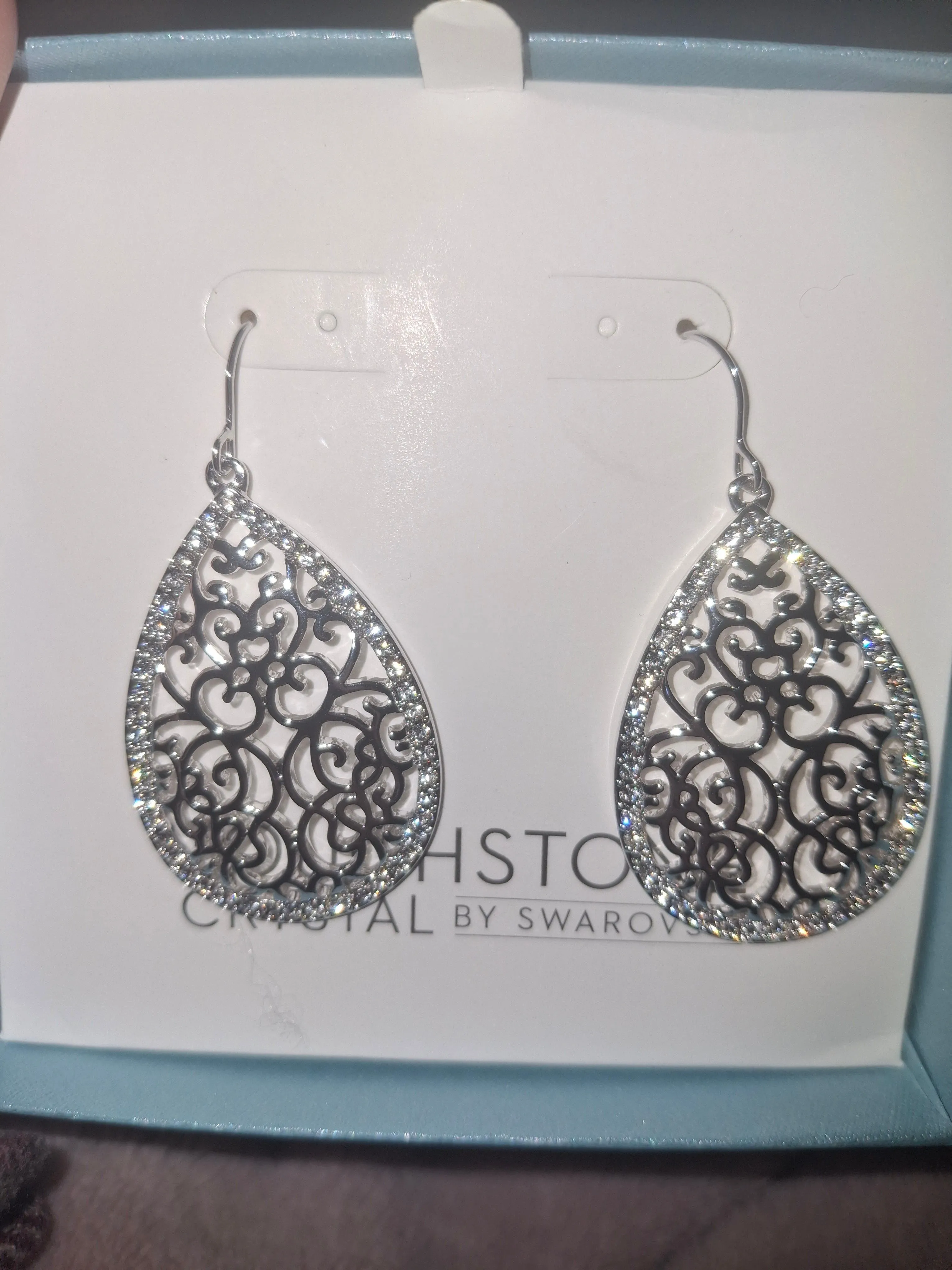 beed2c83-773c-49f2-9b13-7d76a2a9f4e0