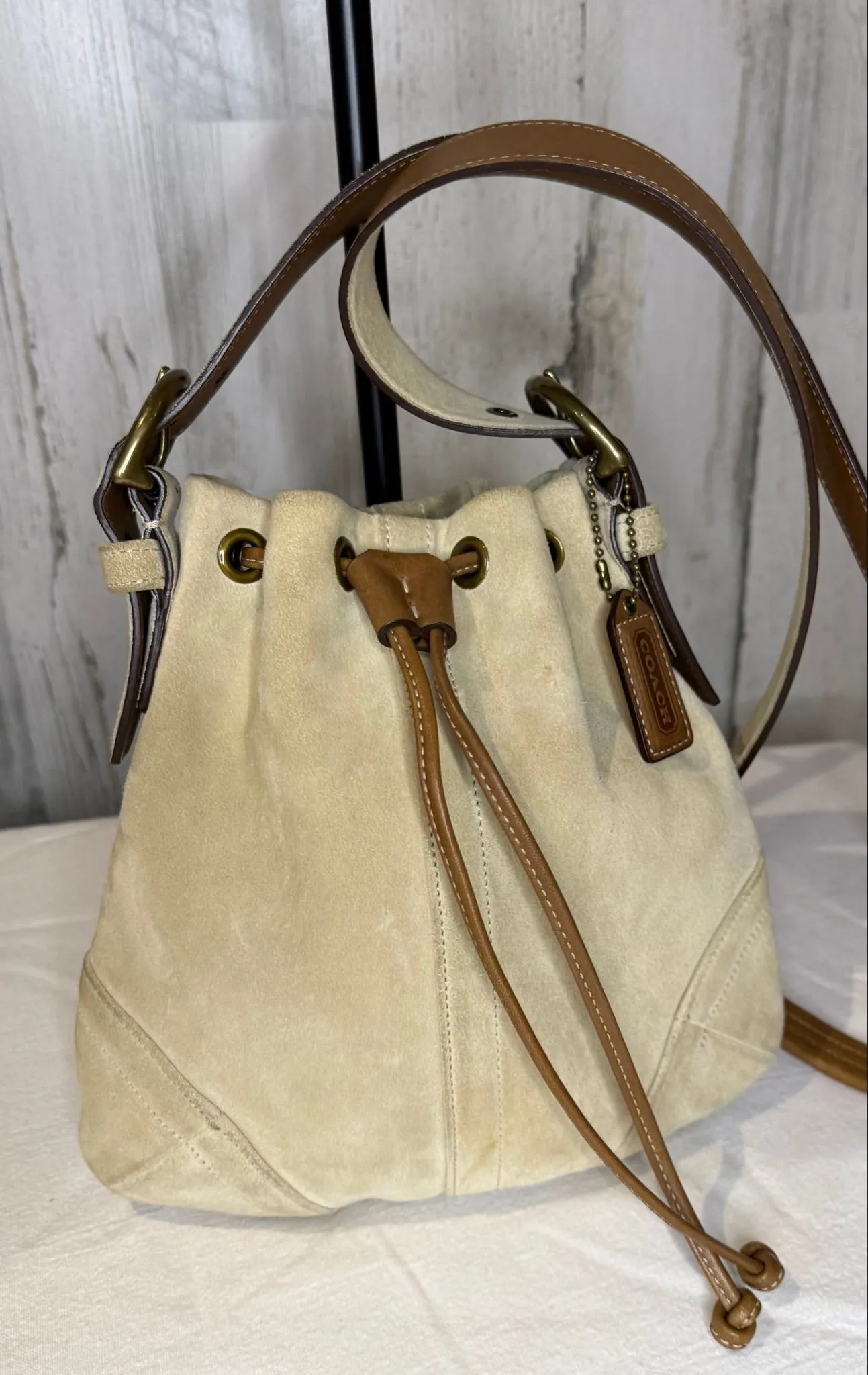 bfcc7cf8-b868-4b8e-9b7e-6f46d5540d4e
