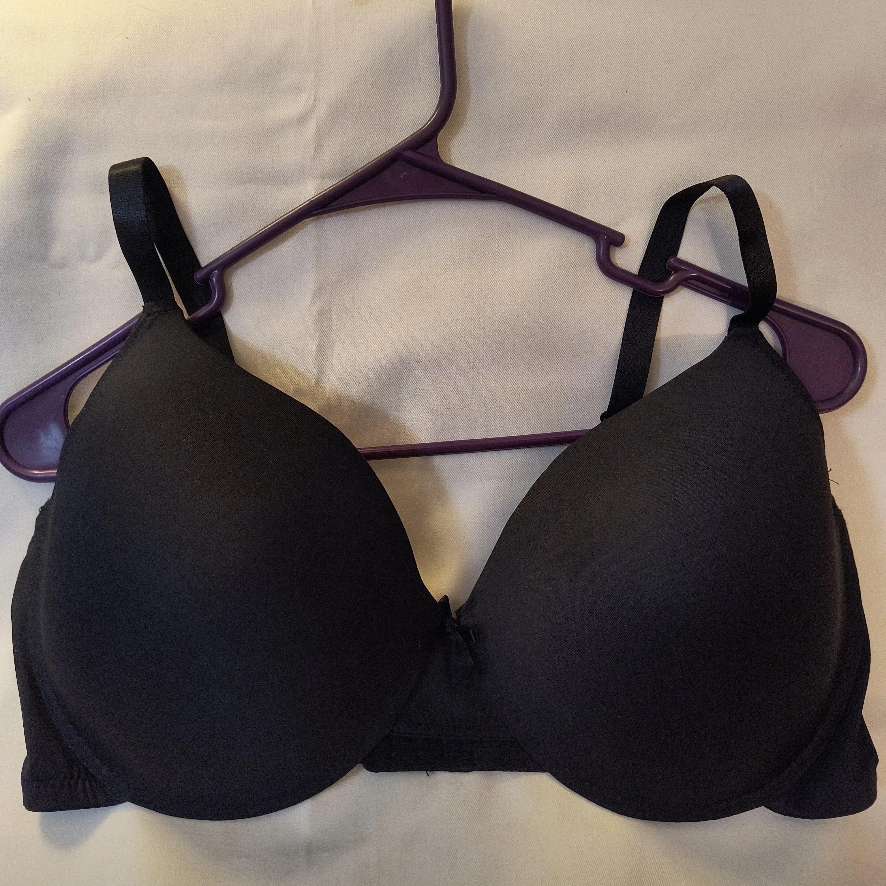 Product image for 057 NEW Black 44D Bra