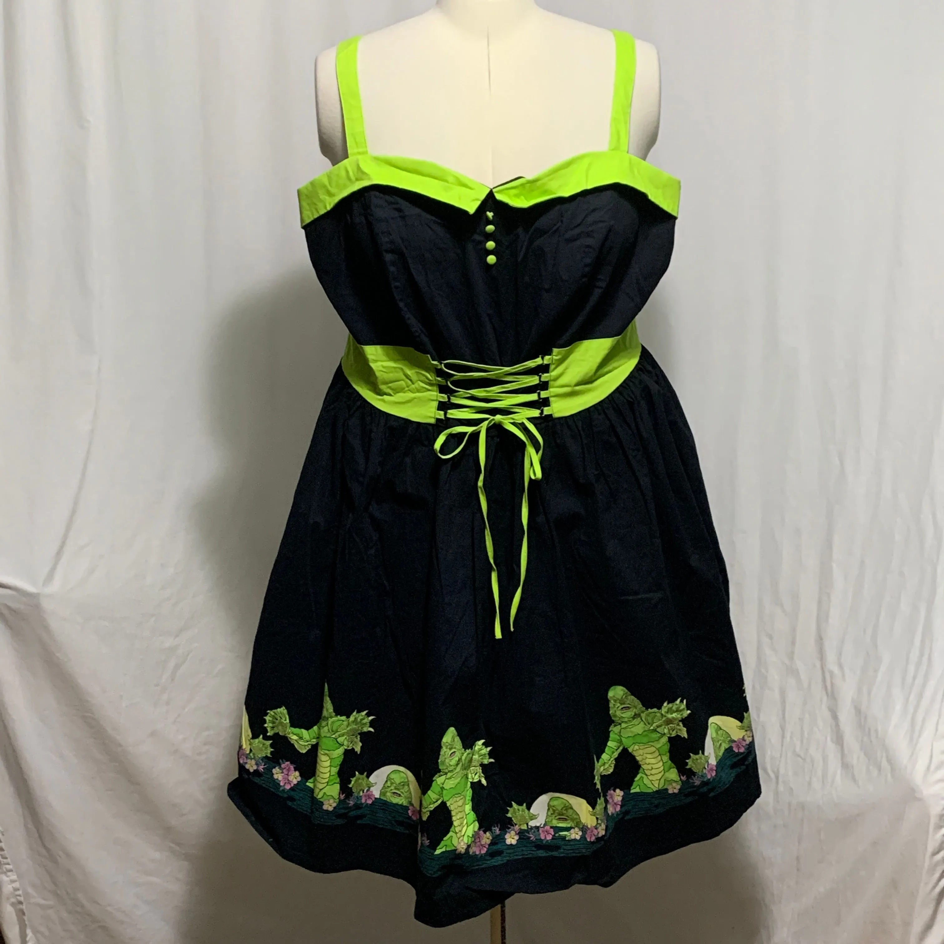Product image for Hot Topic Dress Creature From The Black Lagoon Universal Monsters Lace Up Plus 3