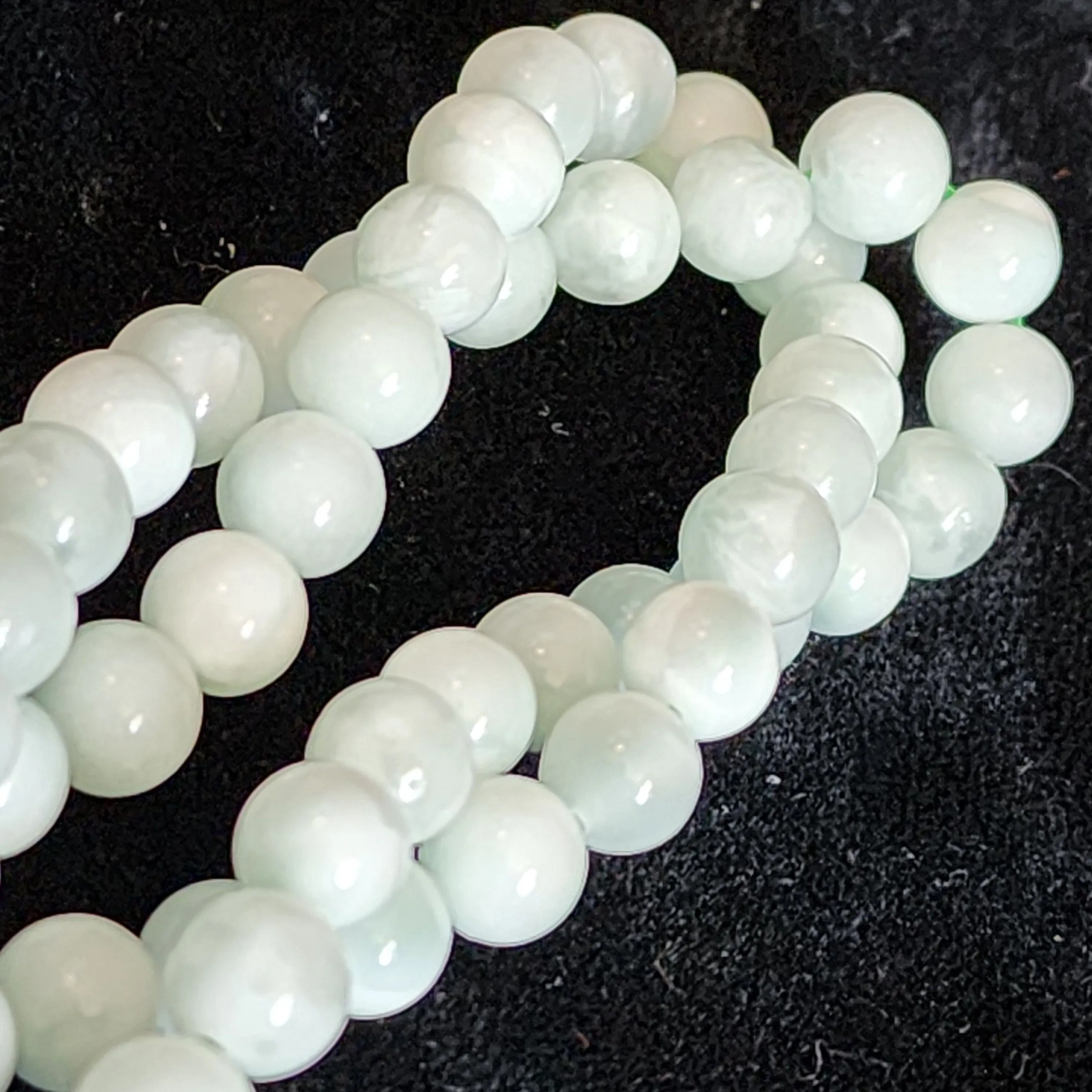 Product image for #08A: Light Green Angelite Round Beads,  6mm