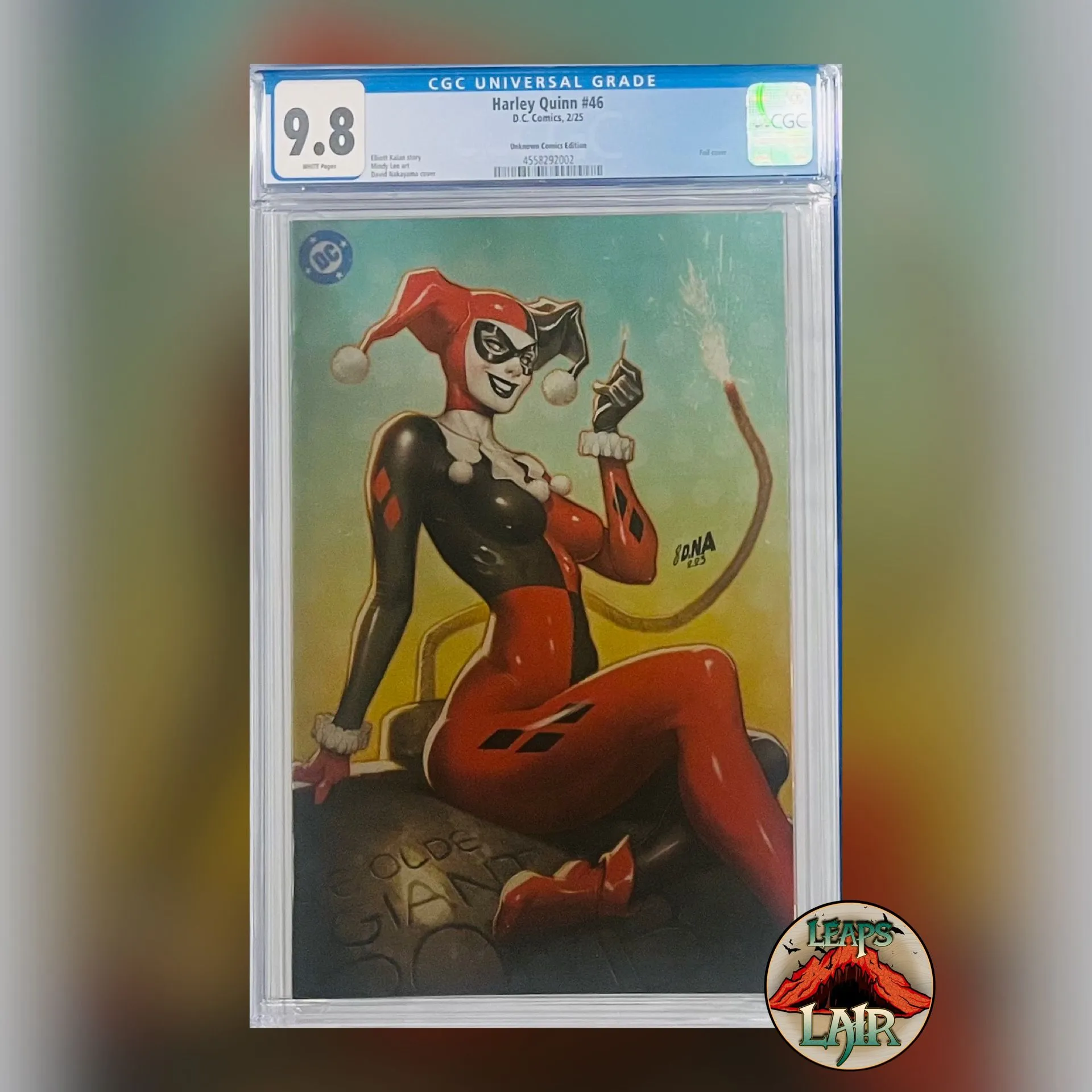 HARLEY QUINN #46 BOMB FOIL DAVID NAKAYAMA EXCLUSIVE MEGCON 2025