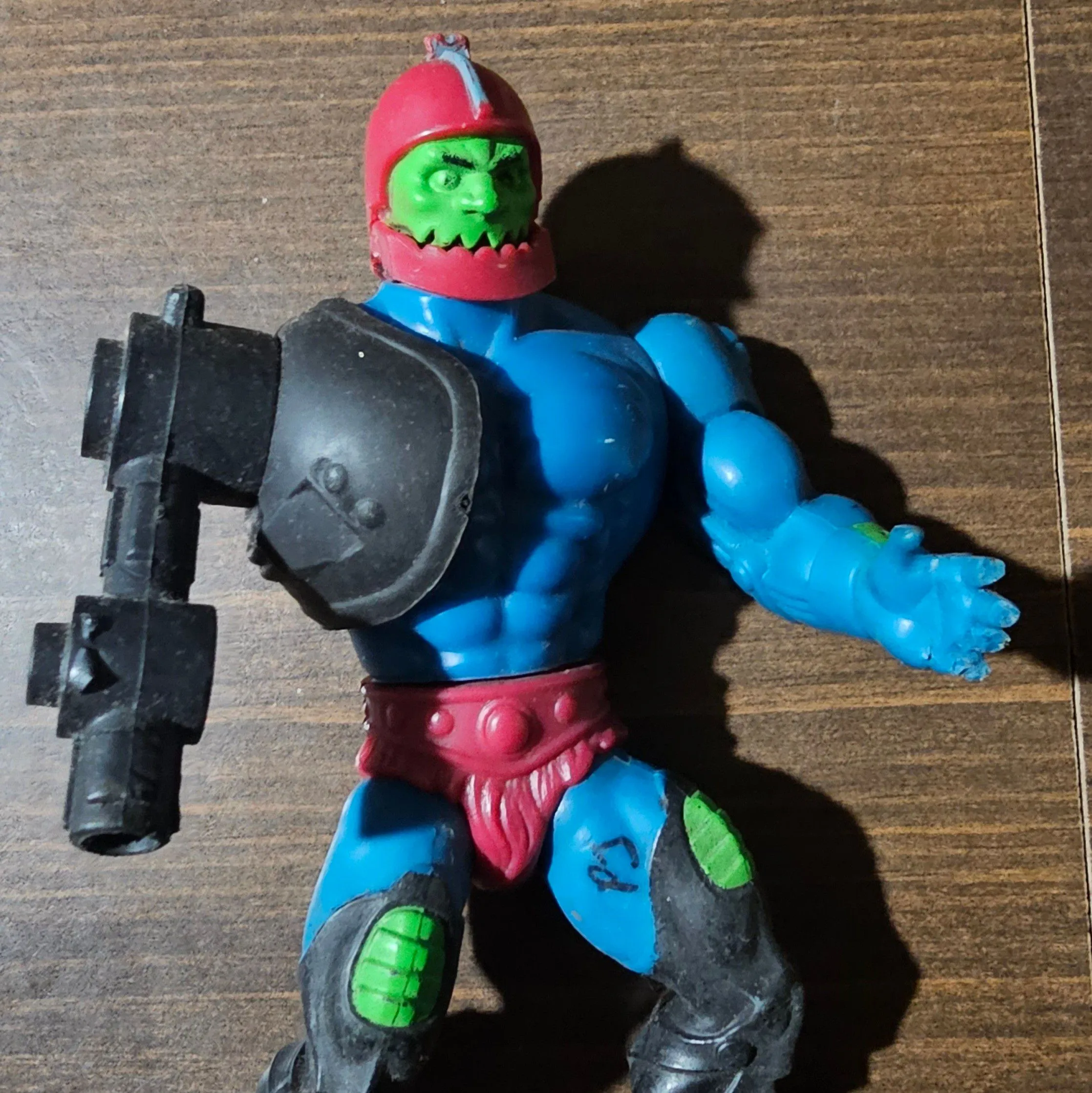 Product image for 80's Masters of the Universe Trap Jaw action figure. No weapons. As is