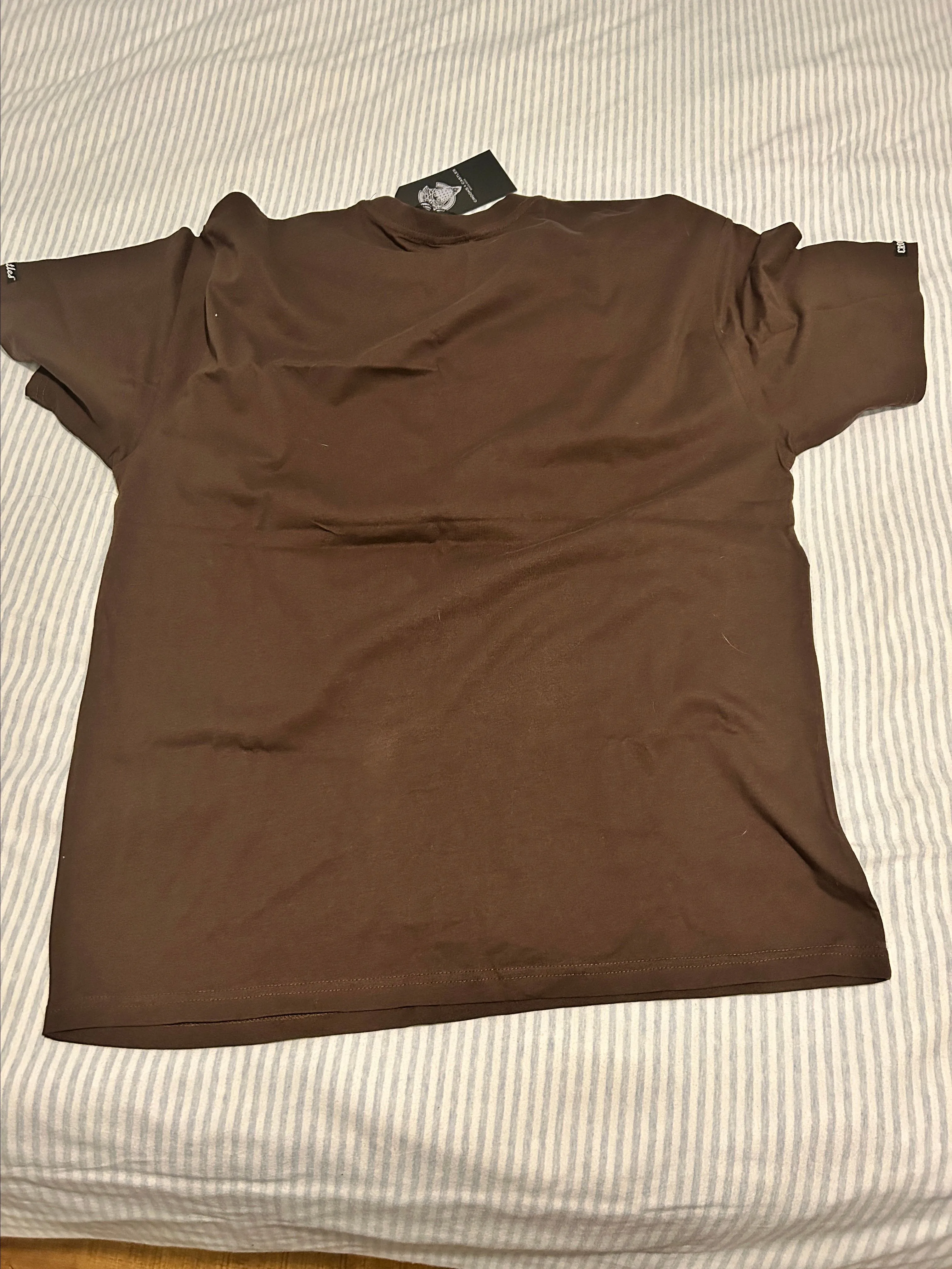 Listing Image Blurred Background