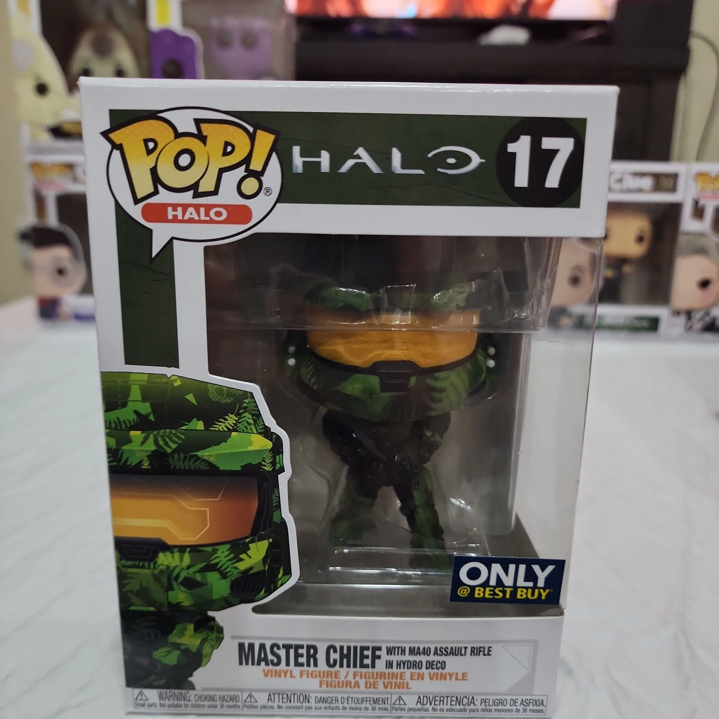 Product image for Master Chief with MA40 Assault Rifle in Hydro Deco