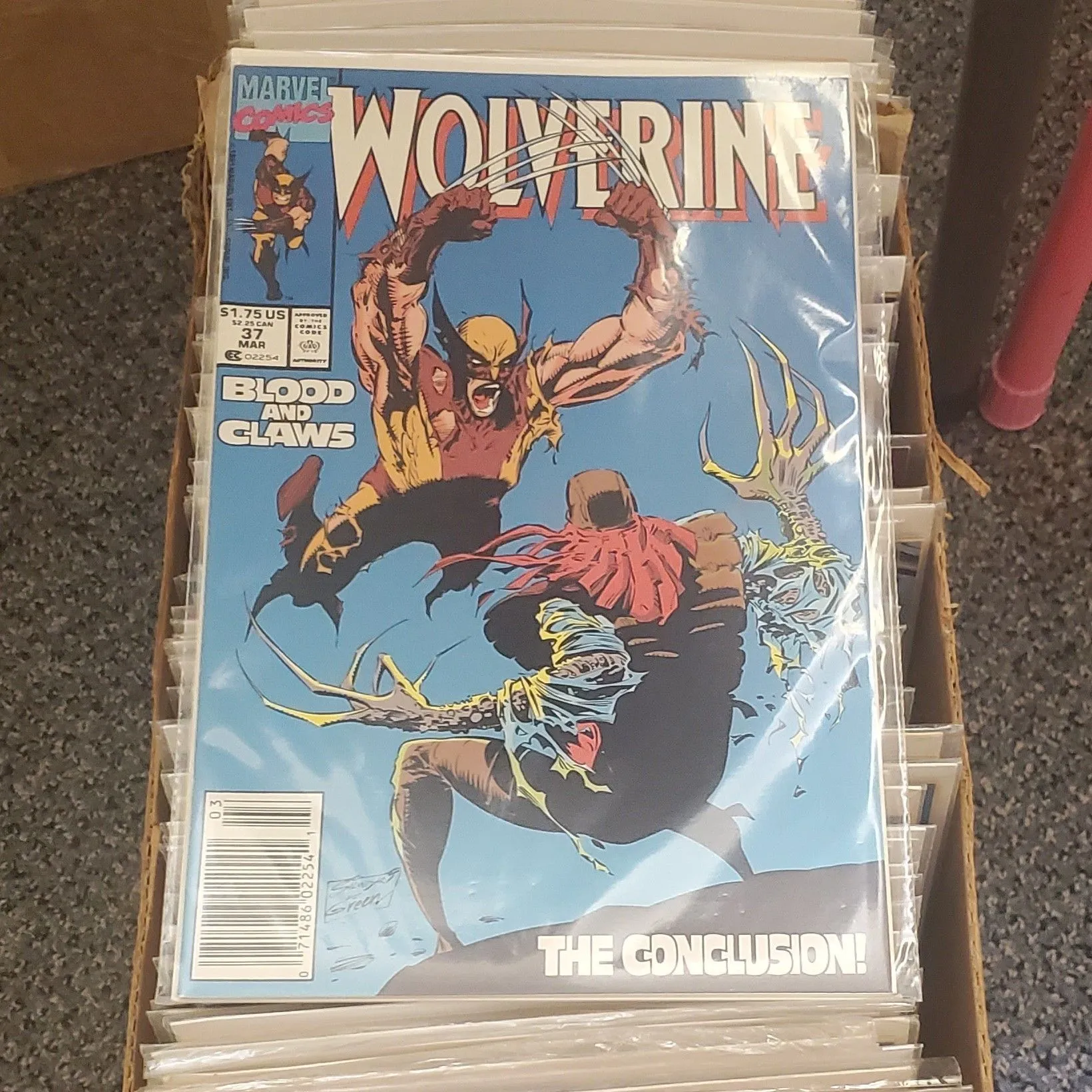 Product image for Wolverine #37 Newstand variant / Blood and Claws