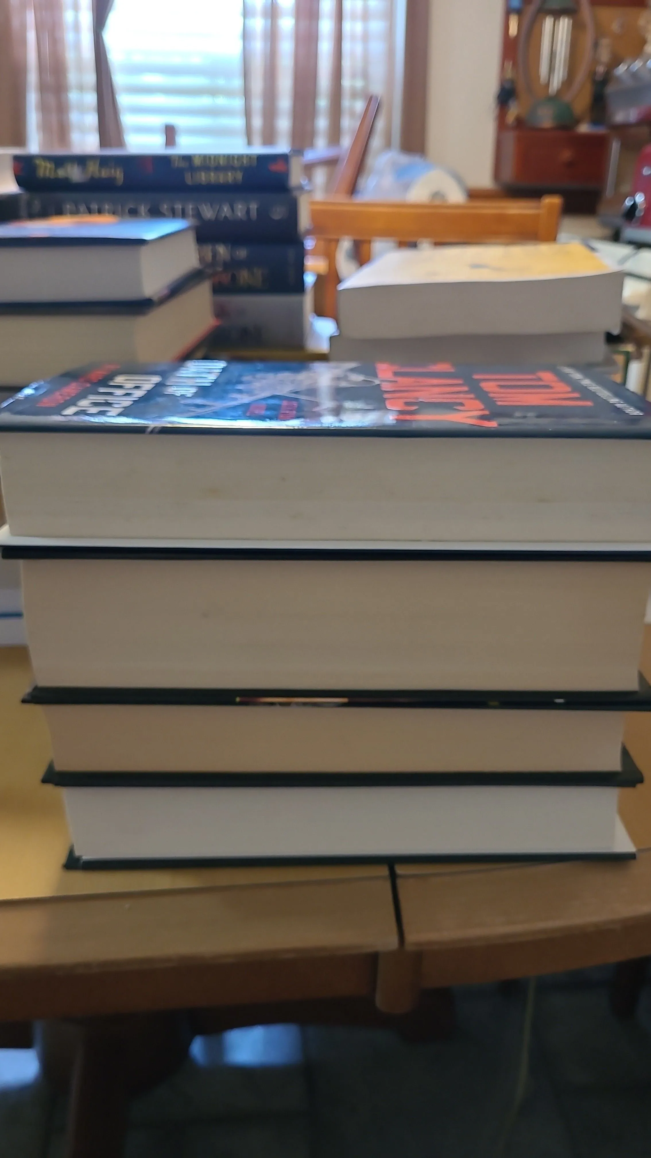 Listing Image Blurred Background