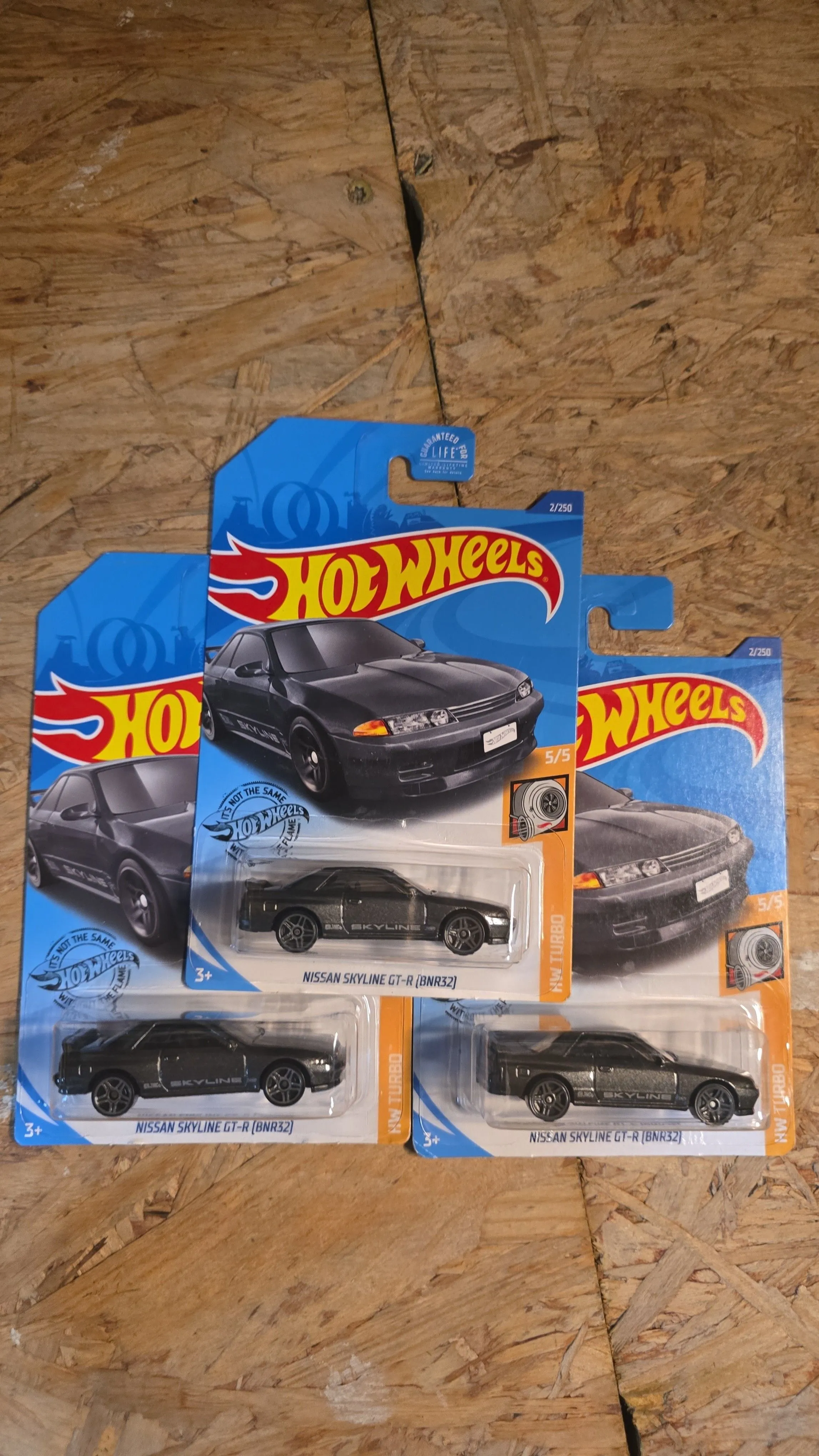 Product image for Hot Wheels LOT OF 3  R32 skyline Hot Wheels turbo series