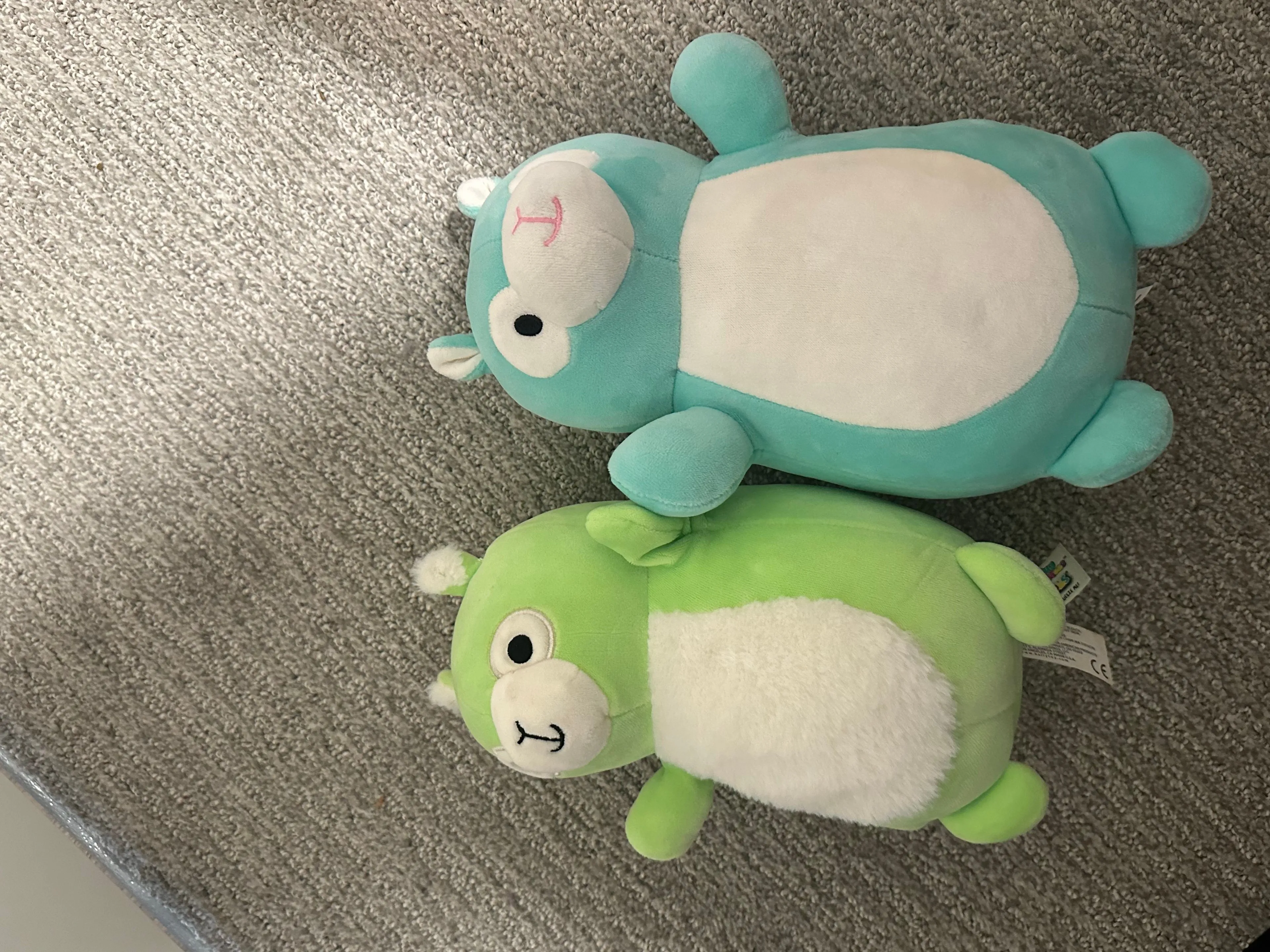 Product image for Llama hugmee pair