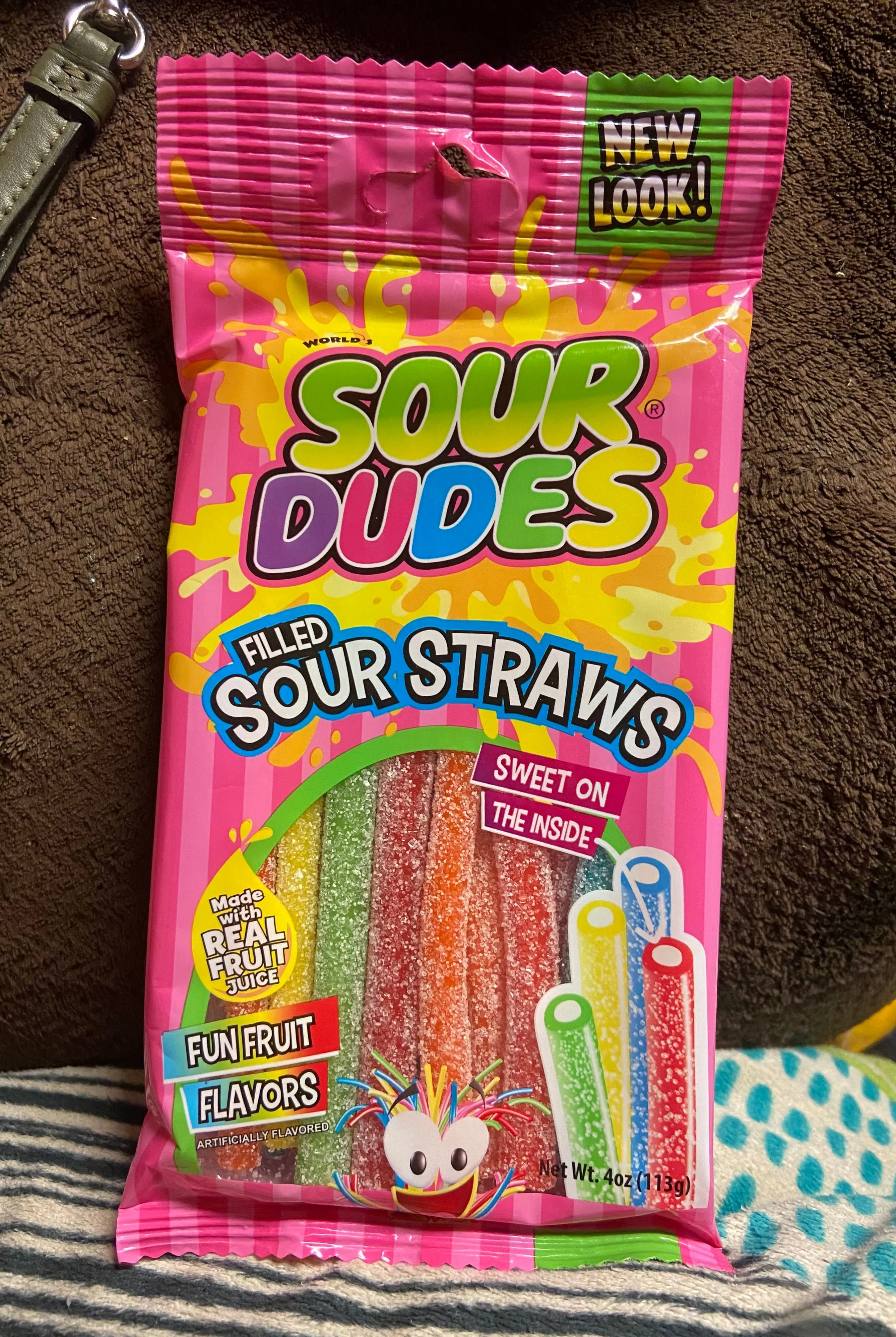 Product image for XSNACKS- Sour dudes filled sour straws candy