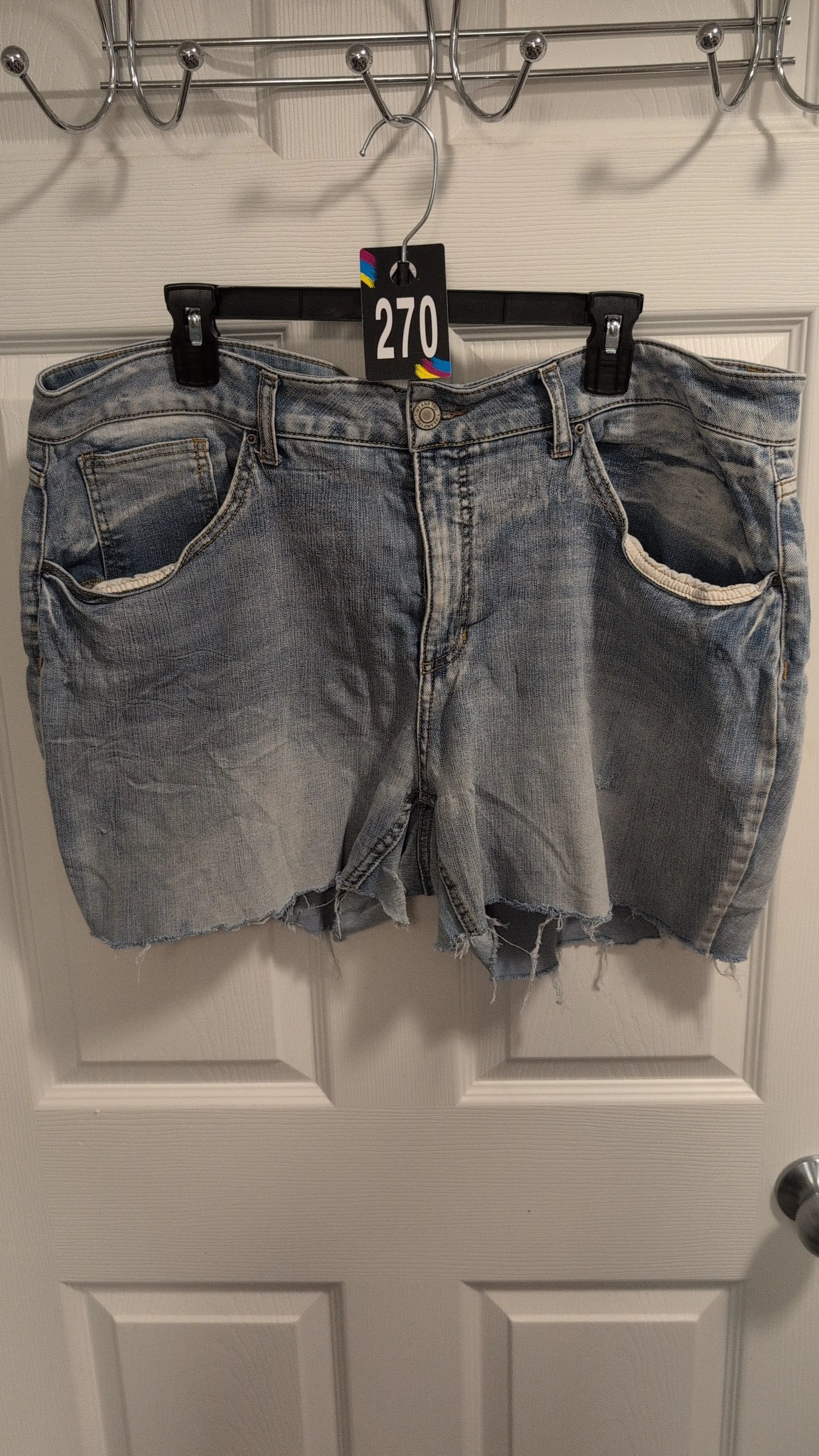 Product image for z270 Time and Tru light wash denim cutoff shorts STRETCH raw hem size 22 3X