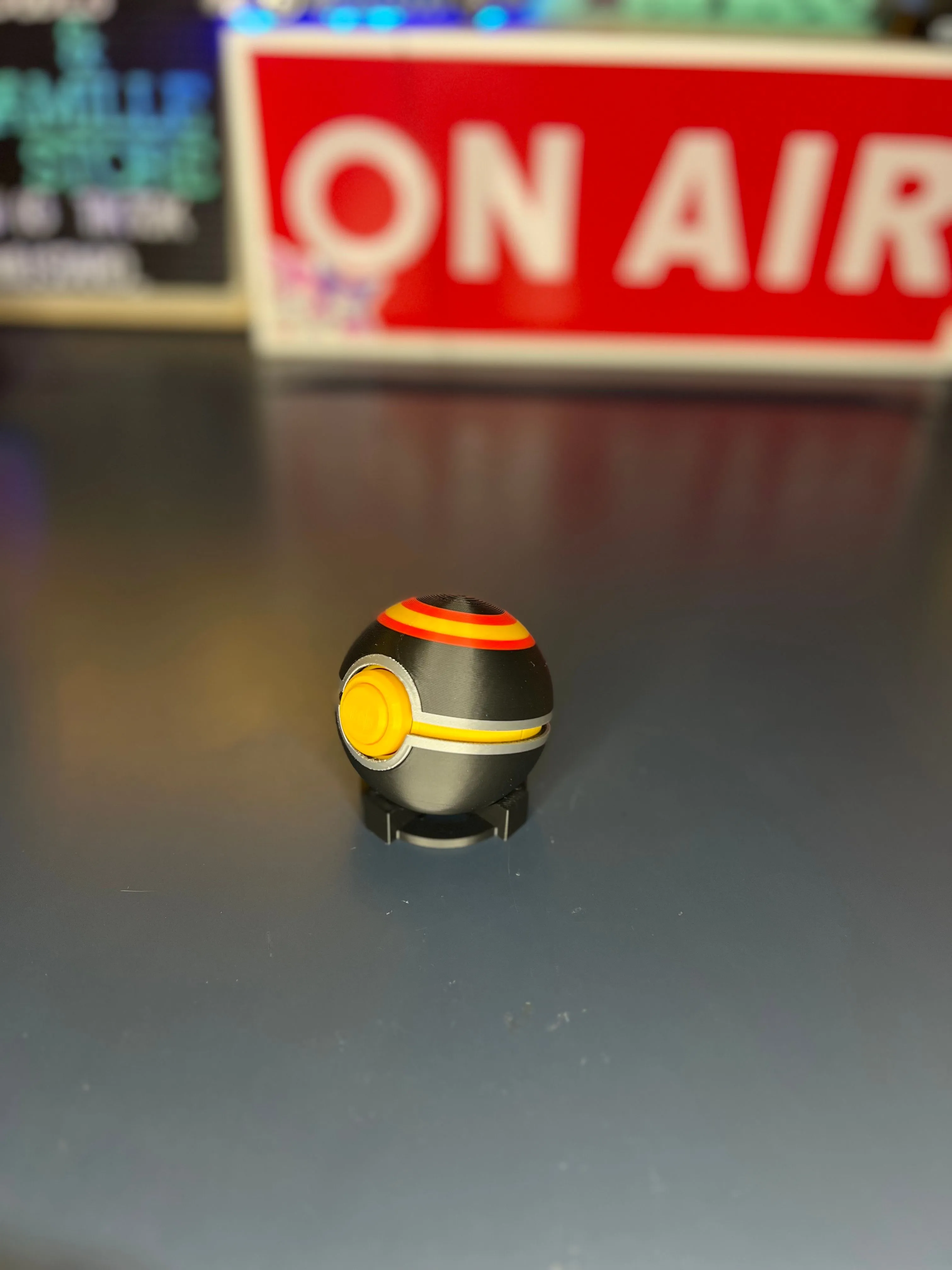 Product image for Pokemon Poke Ball Luxury Ball Fidget Clicker