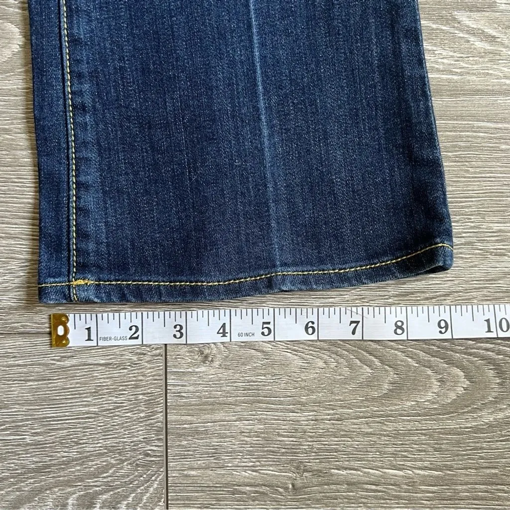 Listing Image Blurred Background