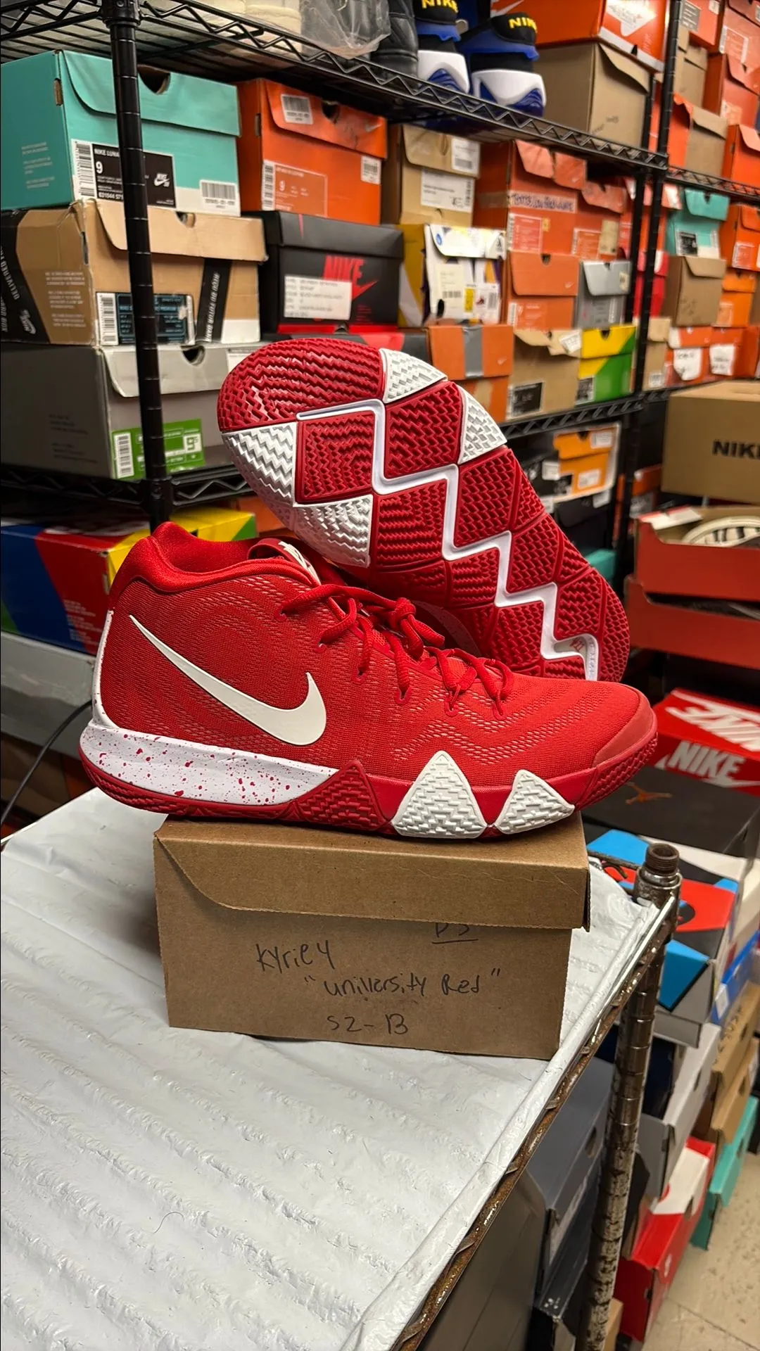 Product image for 2018 NIKE KYRIE 4 "UNIVERSITY RED" SIZE 13M BRAND NEW