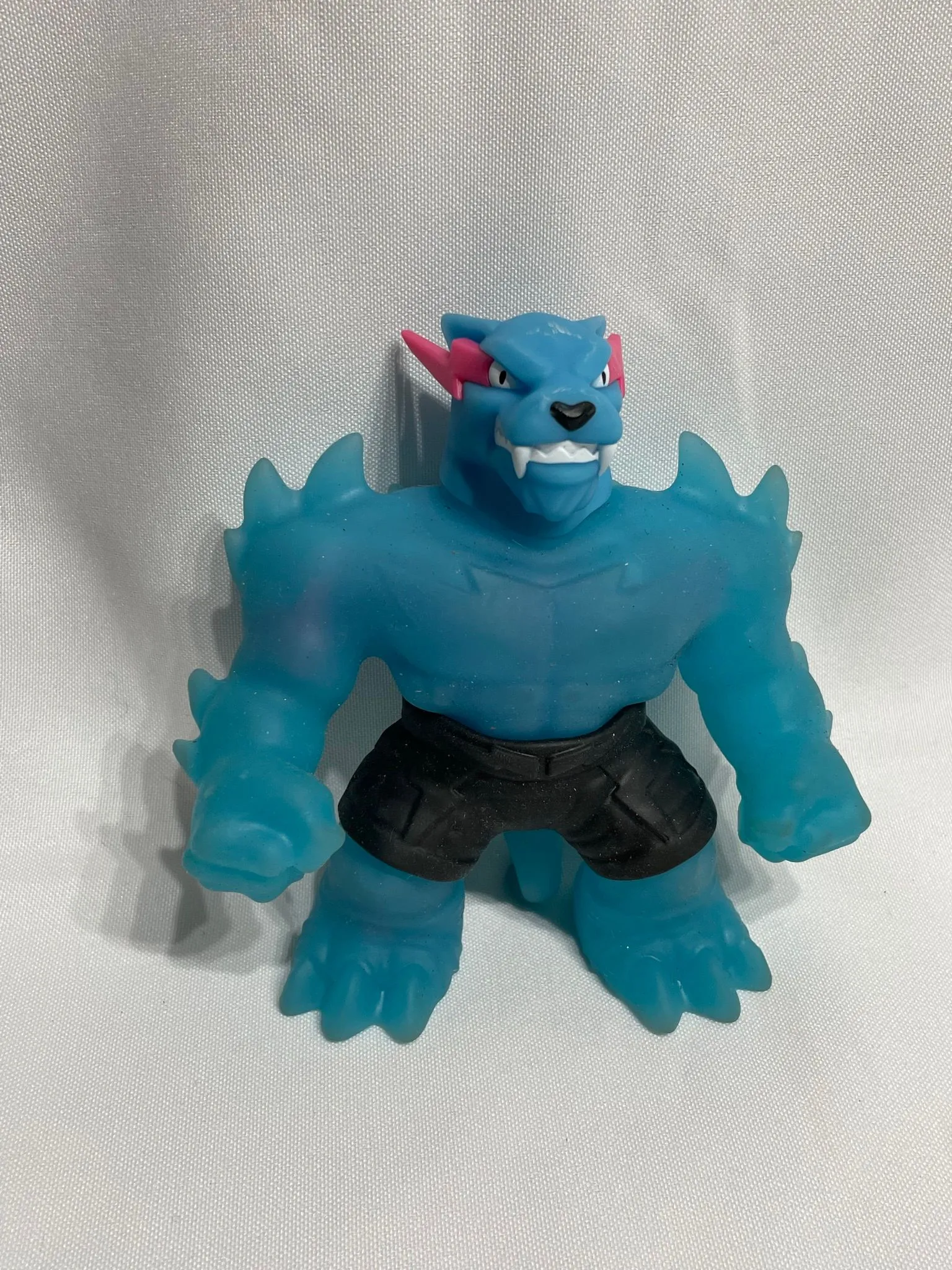 c6ee6f3d-234e-4cf7-bce4-699bbb8d3eaa