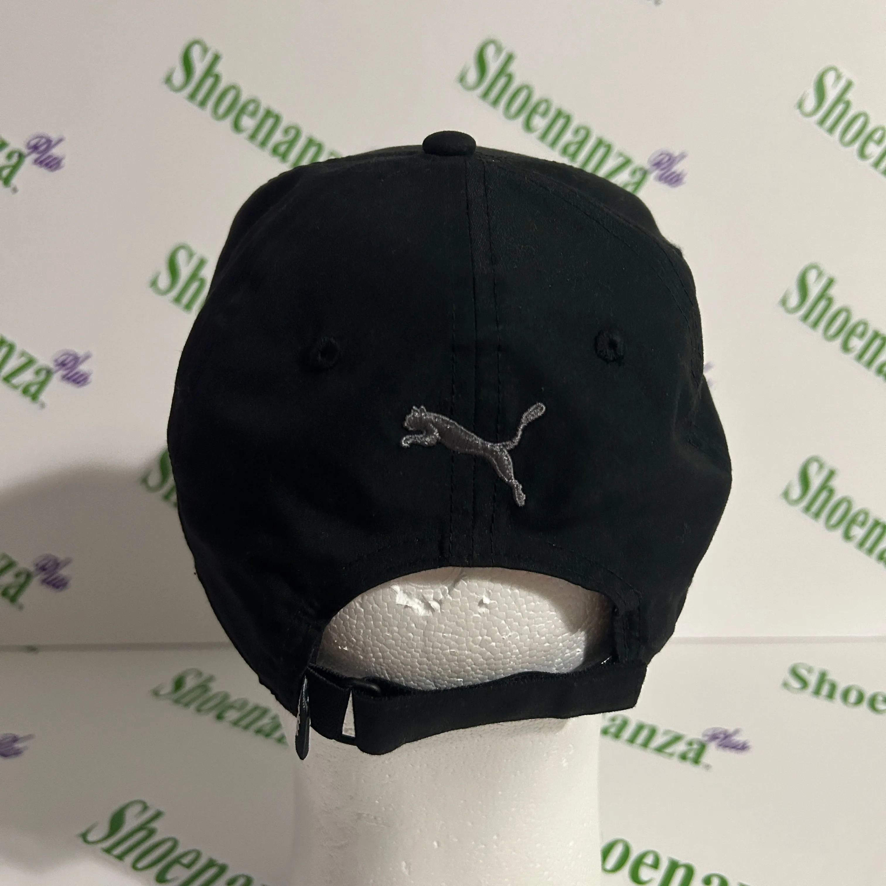 Listing Image Blurred Background