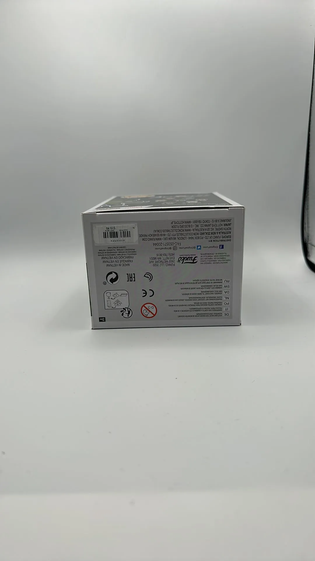 Listing Image Blurred Background
