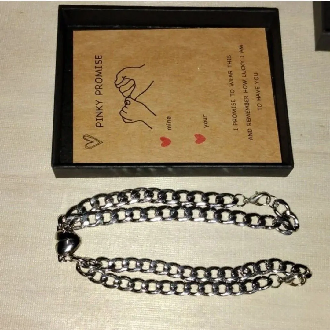 Product image for Pinky promise heart bracelet 8 