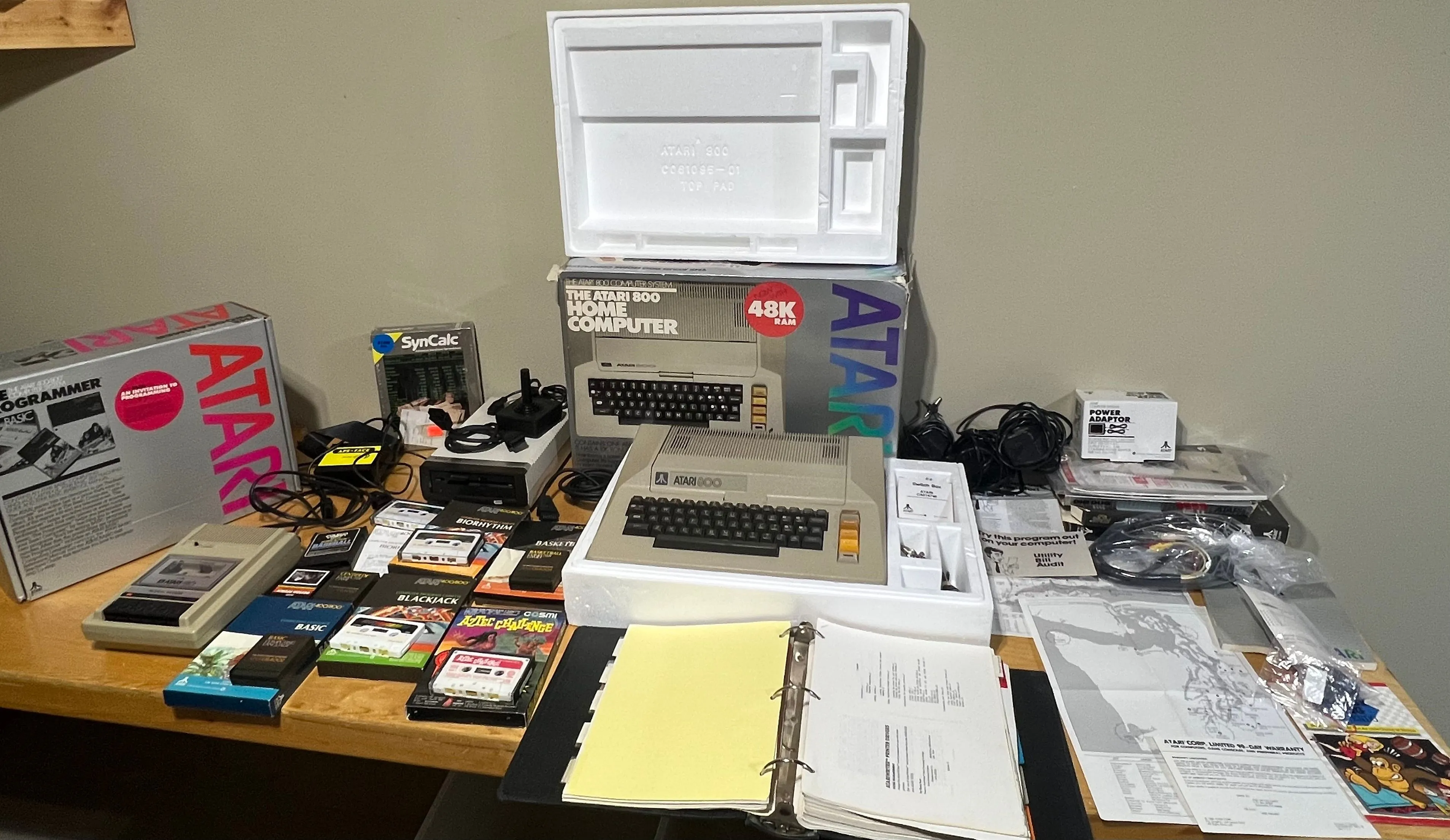Product image for Atari 800 Home Computer In Box with 410  Recorder 1050 Disk Drive GAMES MEGA LOT