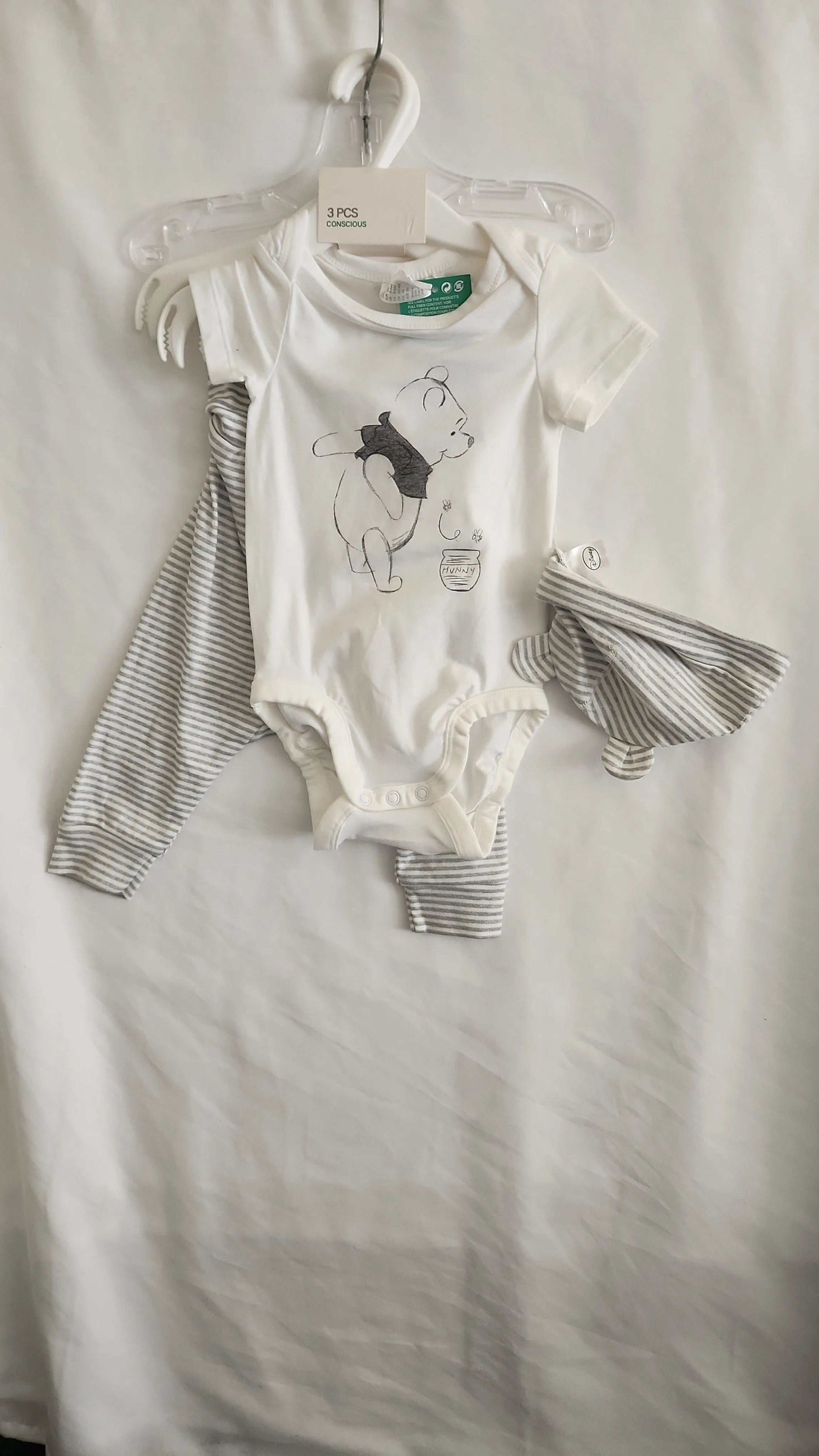 Product image for H&M Pooh 3PC Sz 4-6M
