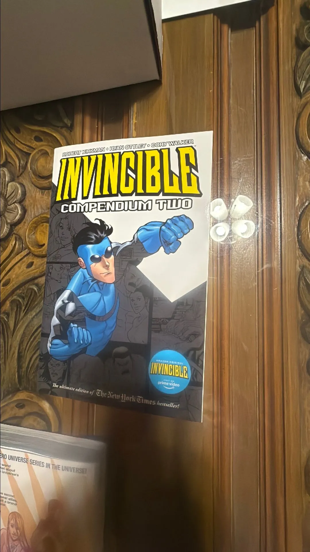 Product image for Invincible Compendium Volume 2