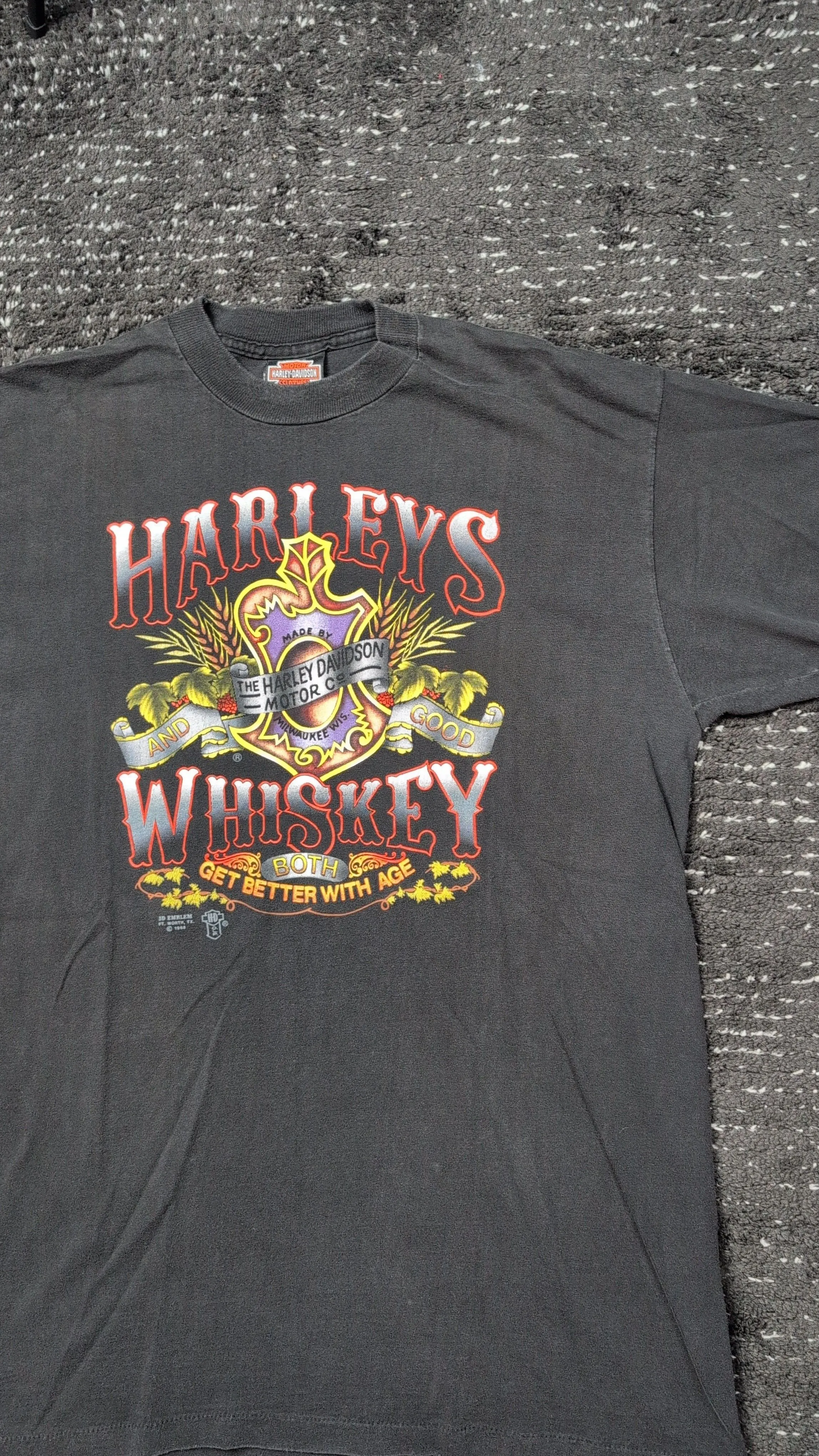Product image for 1988 3D Emblem Harley Davidson Harleys & Whiskey XL