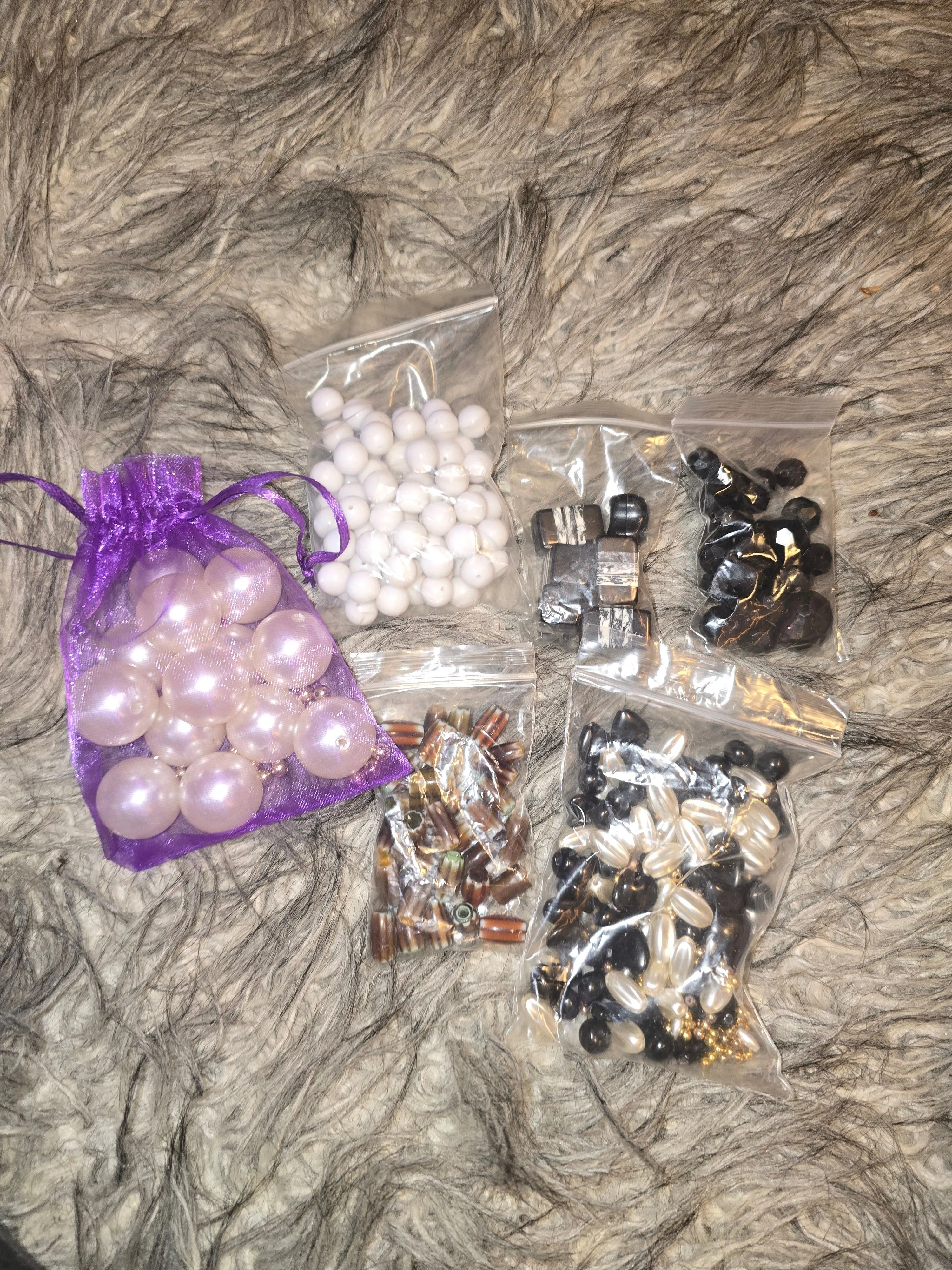 Product image for 6 Packs Of Vintage Acrylic & Glass Beads