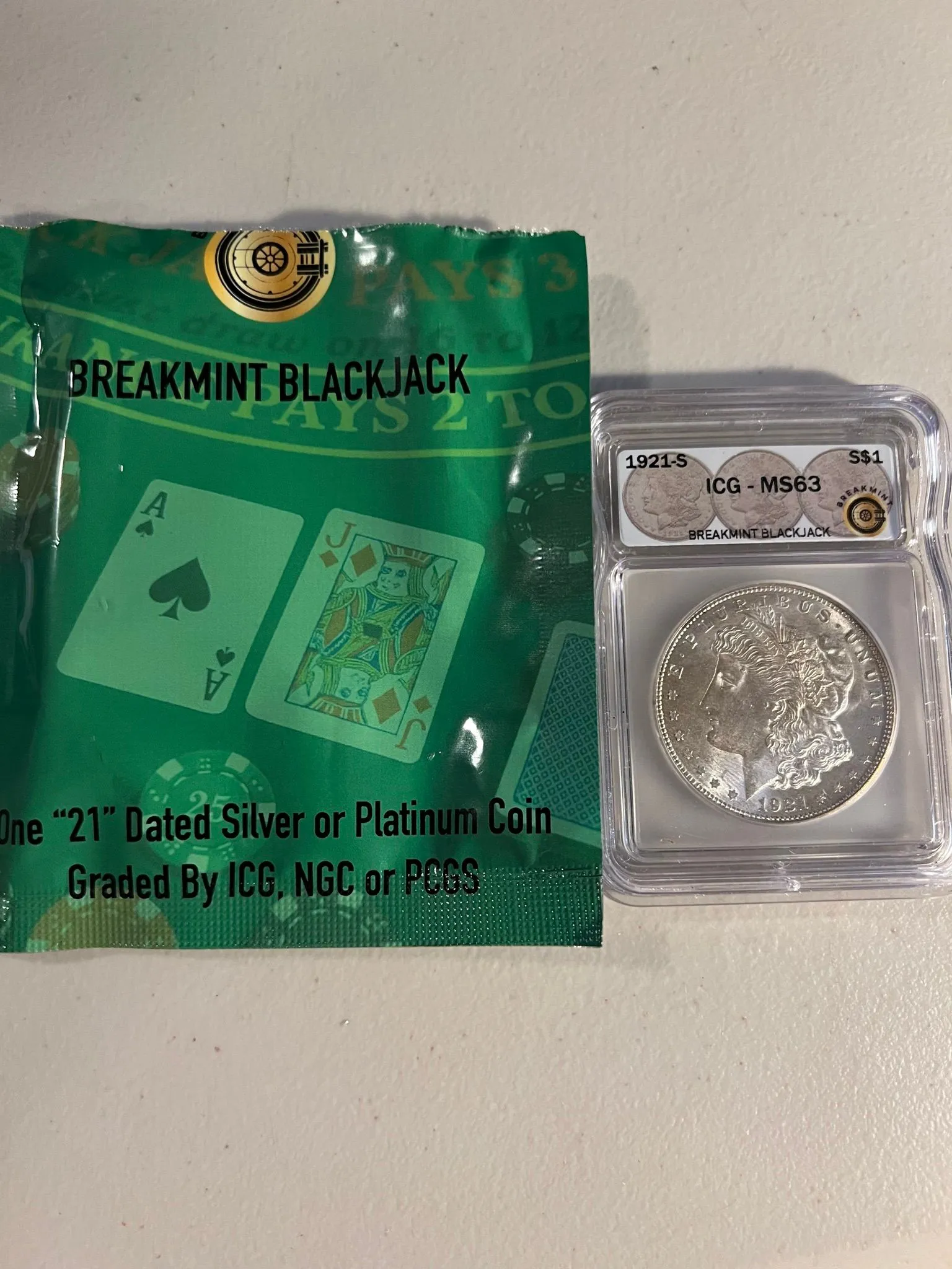 cbfd7176-dbc3-430f-9bc4-c9359647d22b