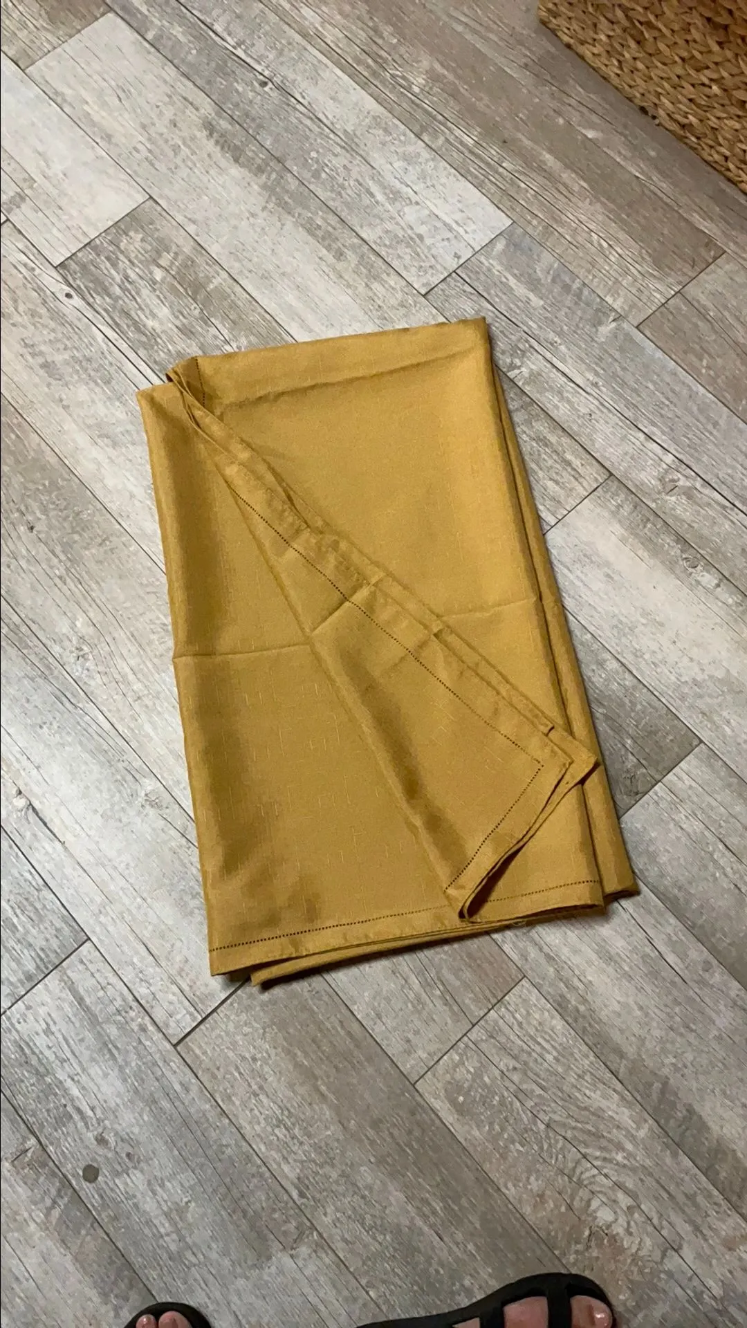 Product image for TC44. Gold Color Rectangular Tablecloth