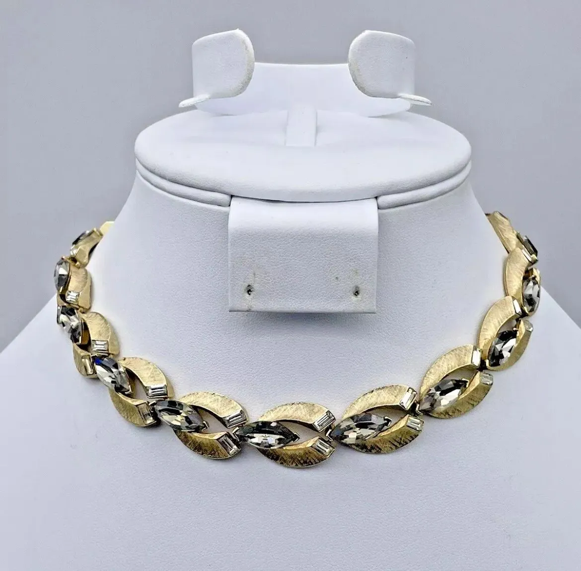 Product image for Vintage Lisner Necklace Signed Gold-Tone Rhinestone Textured HTF Bling