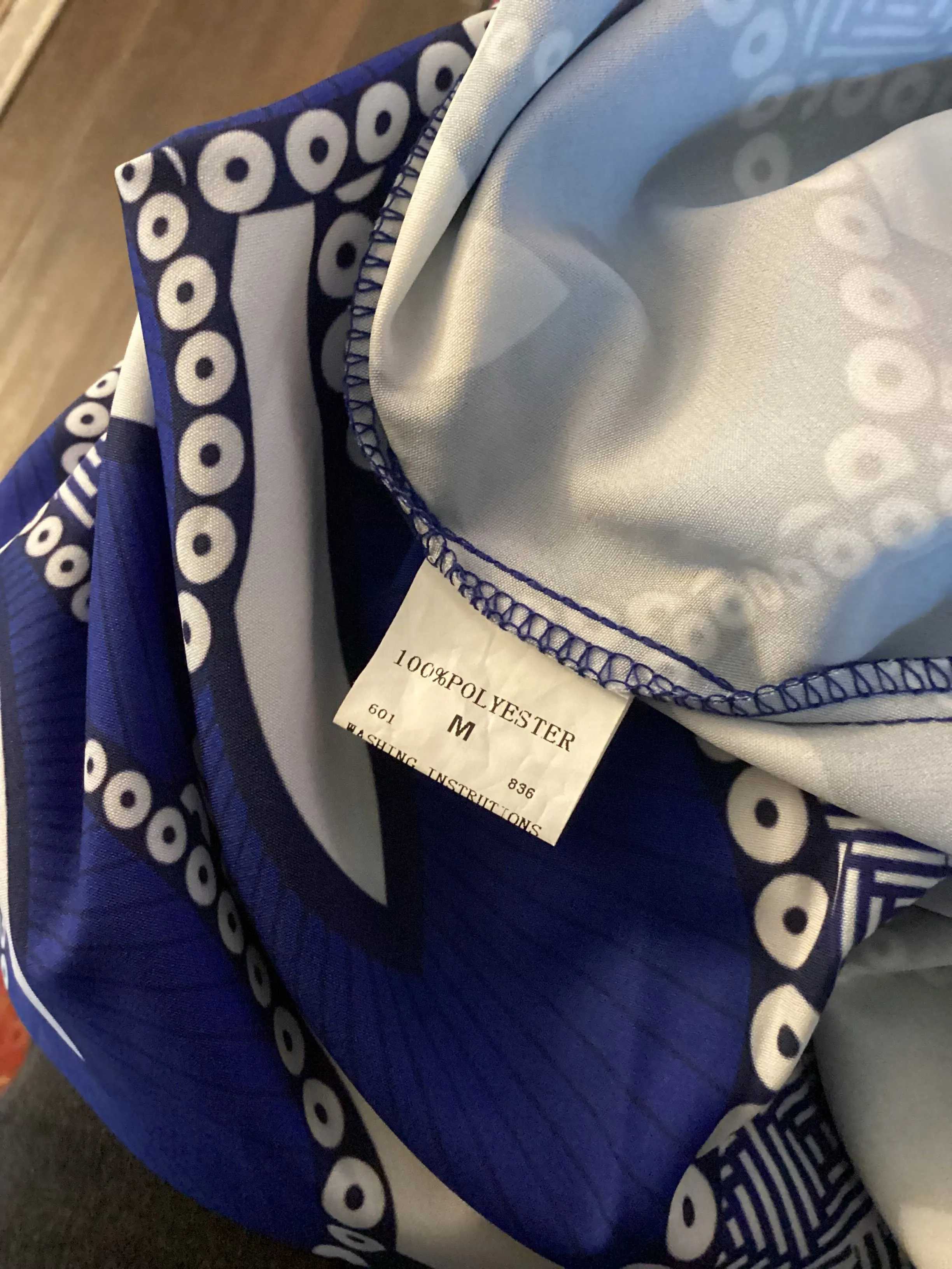 Listing Image Blurred Background
