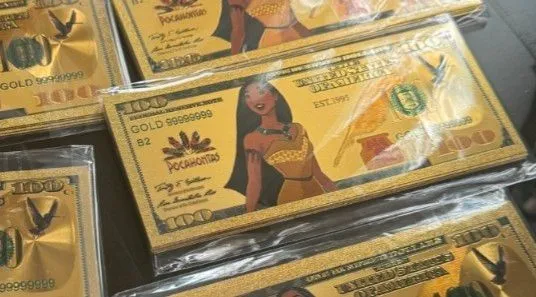 Product image for Random Disney Princess Themed Gold plated bank note collectible 
