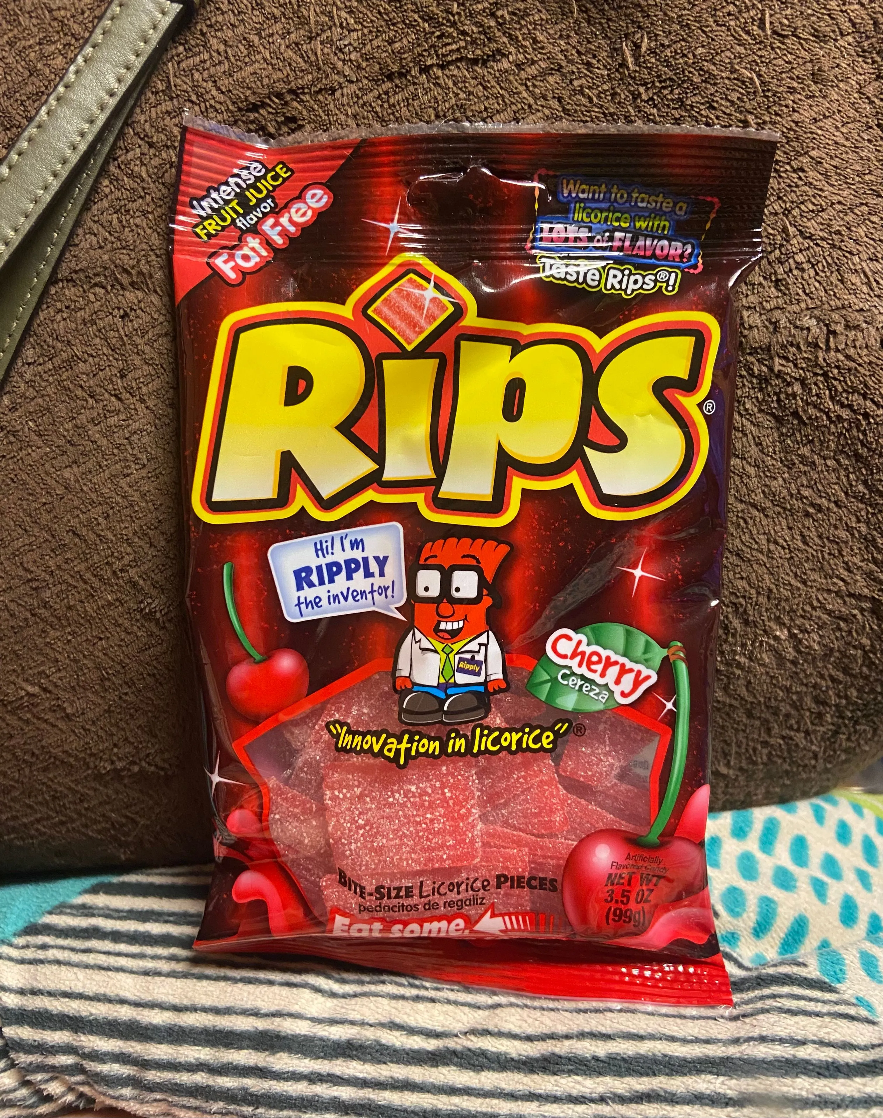 Product image for XSNACKS- Rips cherry candy
