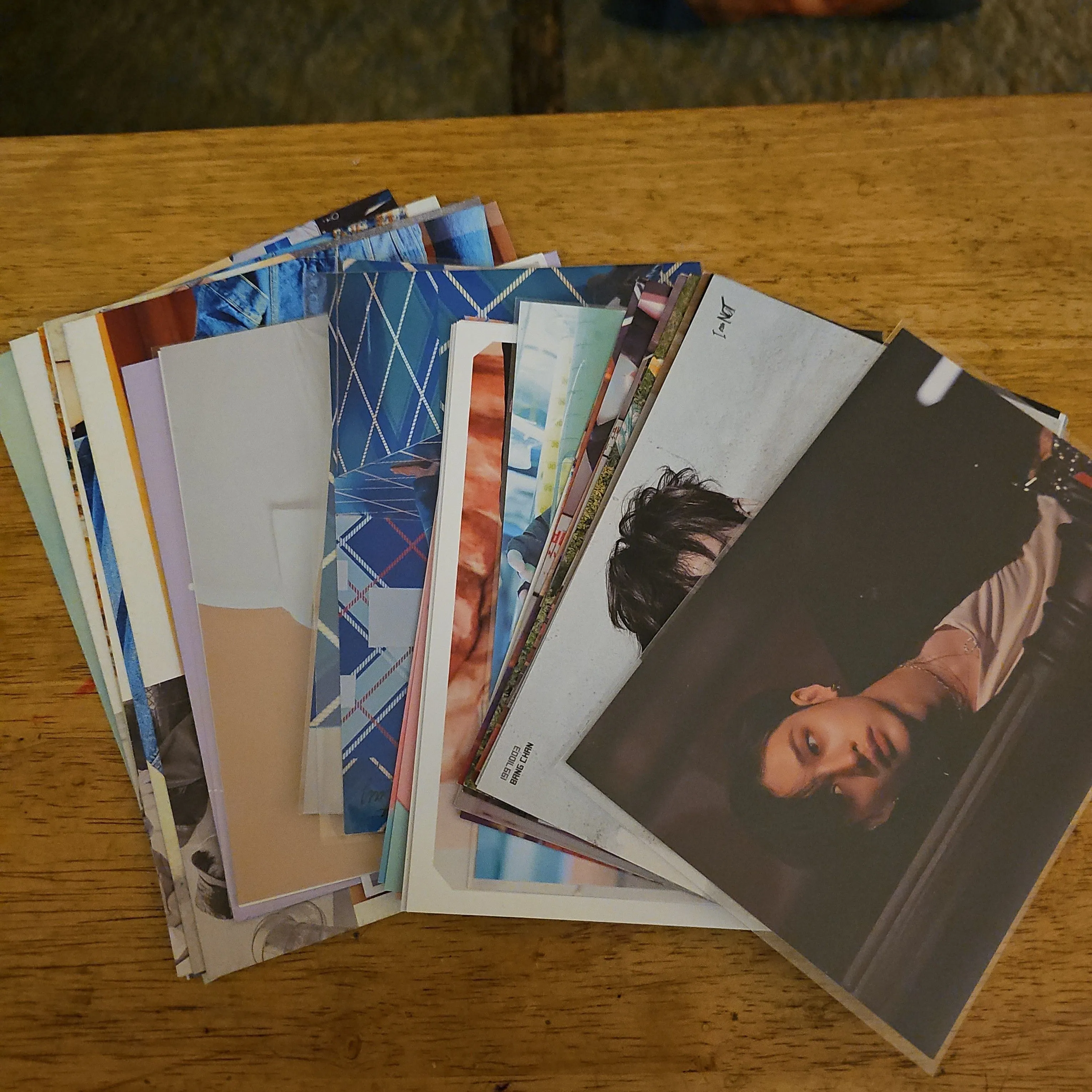 Product image for Assorted skz postcards