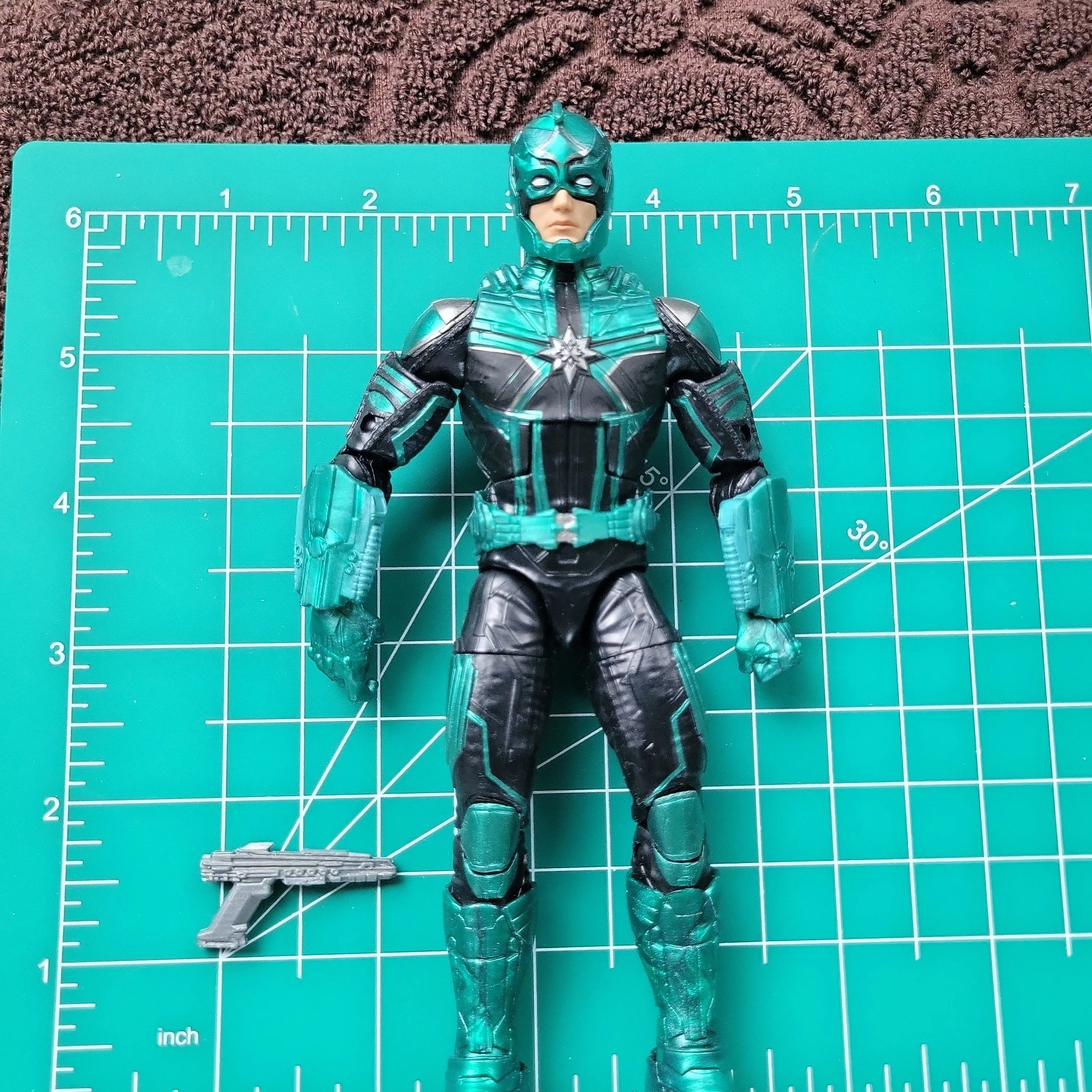 Product image for MARVEL LEGENDS CAPTAIN MARVEL KREE SENTRY  YON-ROGG 