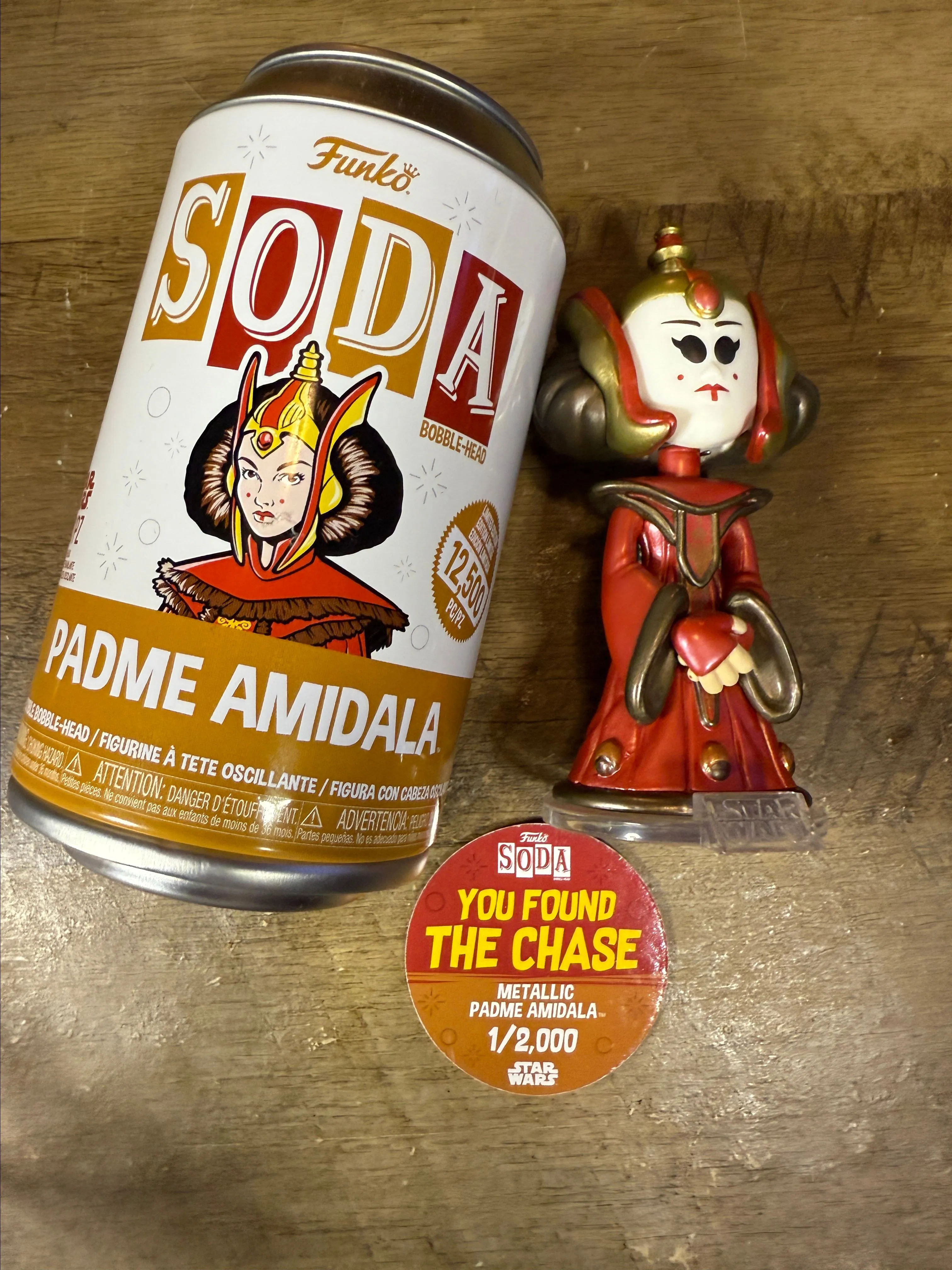 Product image for Padme Amidala (Metallic) Funko Soda Chase