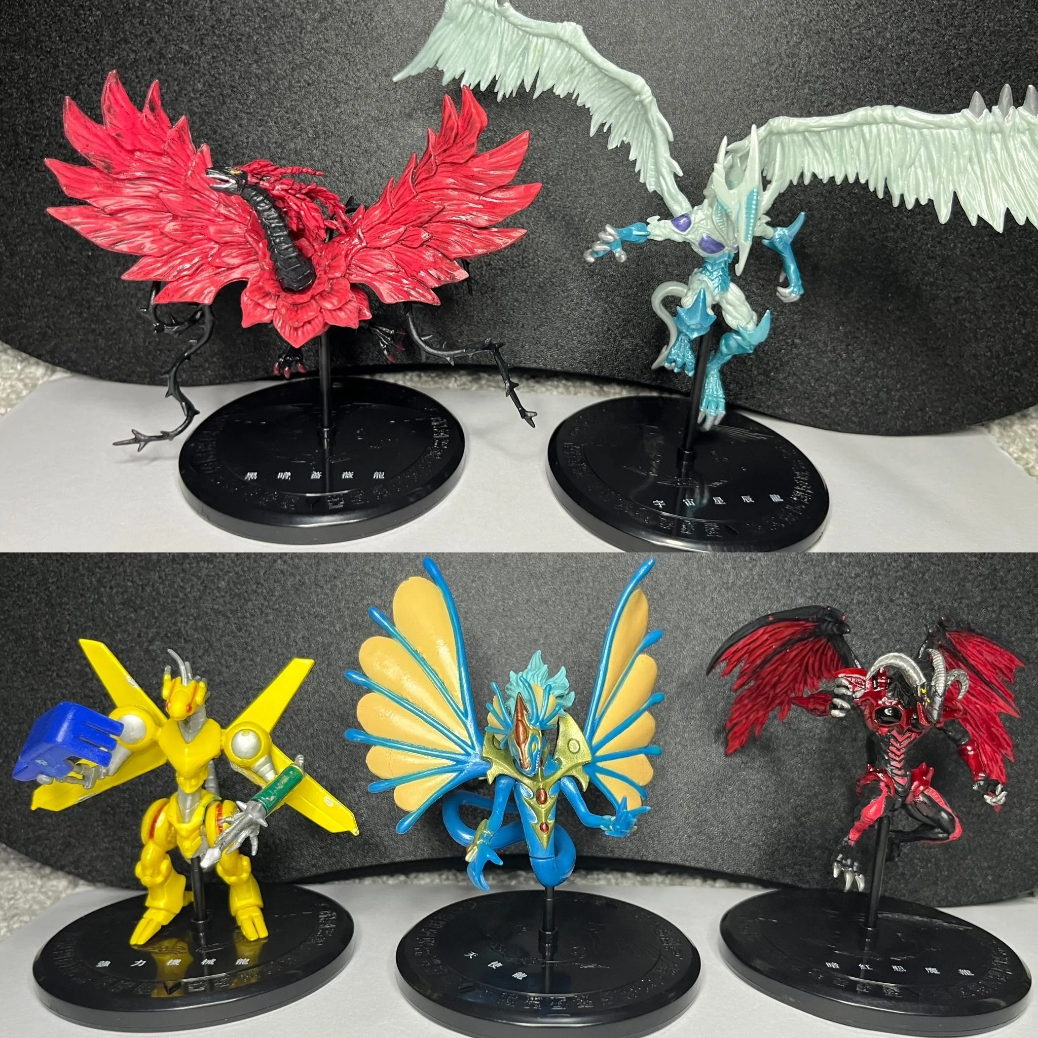 Product image for Yu-Gi-Oh! 5D’s Monster Figure Collection - Signer Dragons X5  - Sealed And New