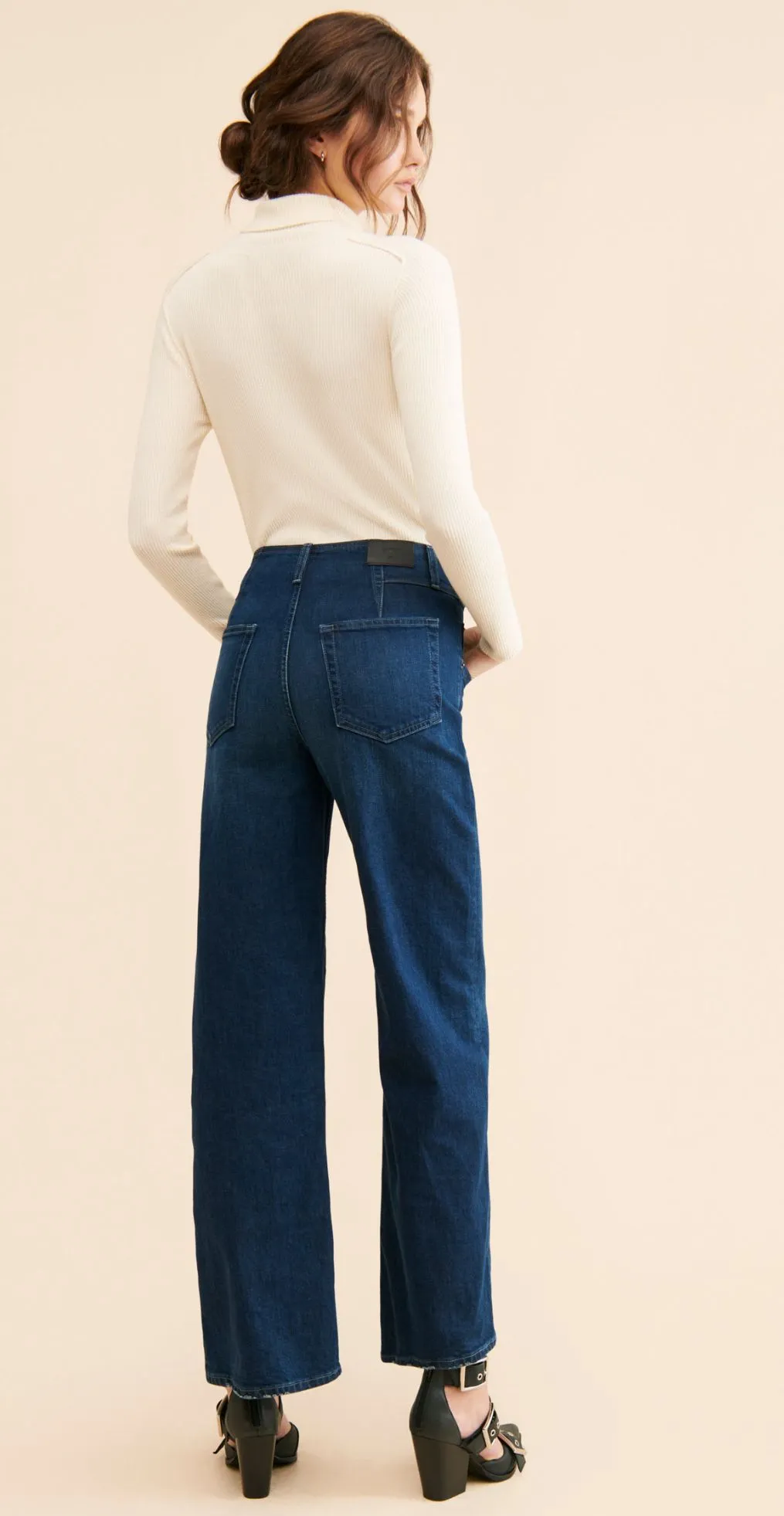 Listing Image Blurred Background