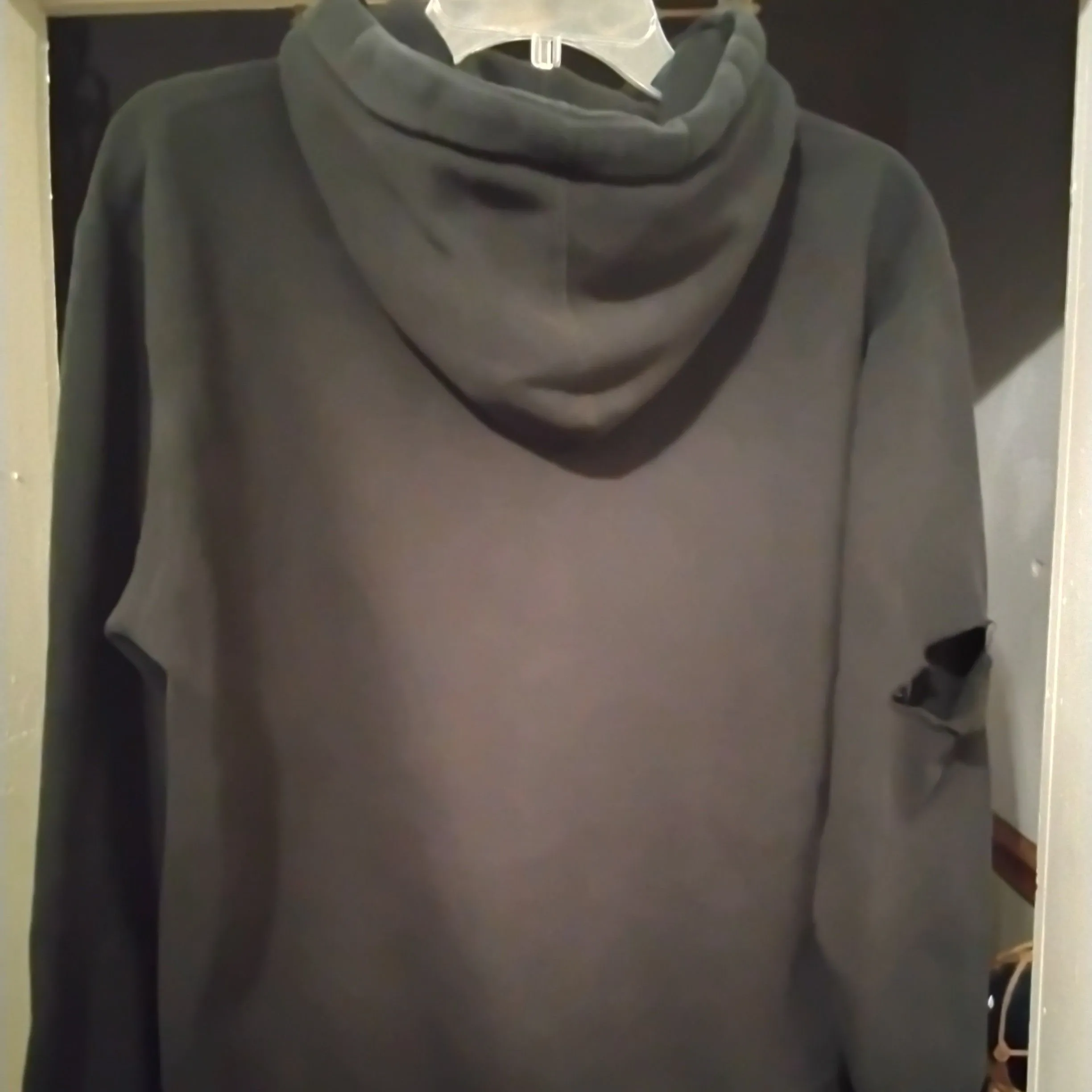 Listing Image Blurred Background