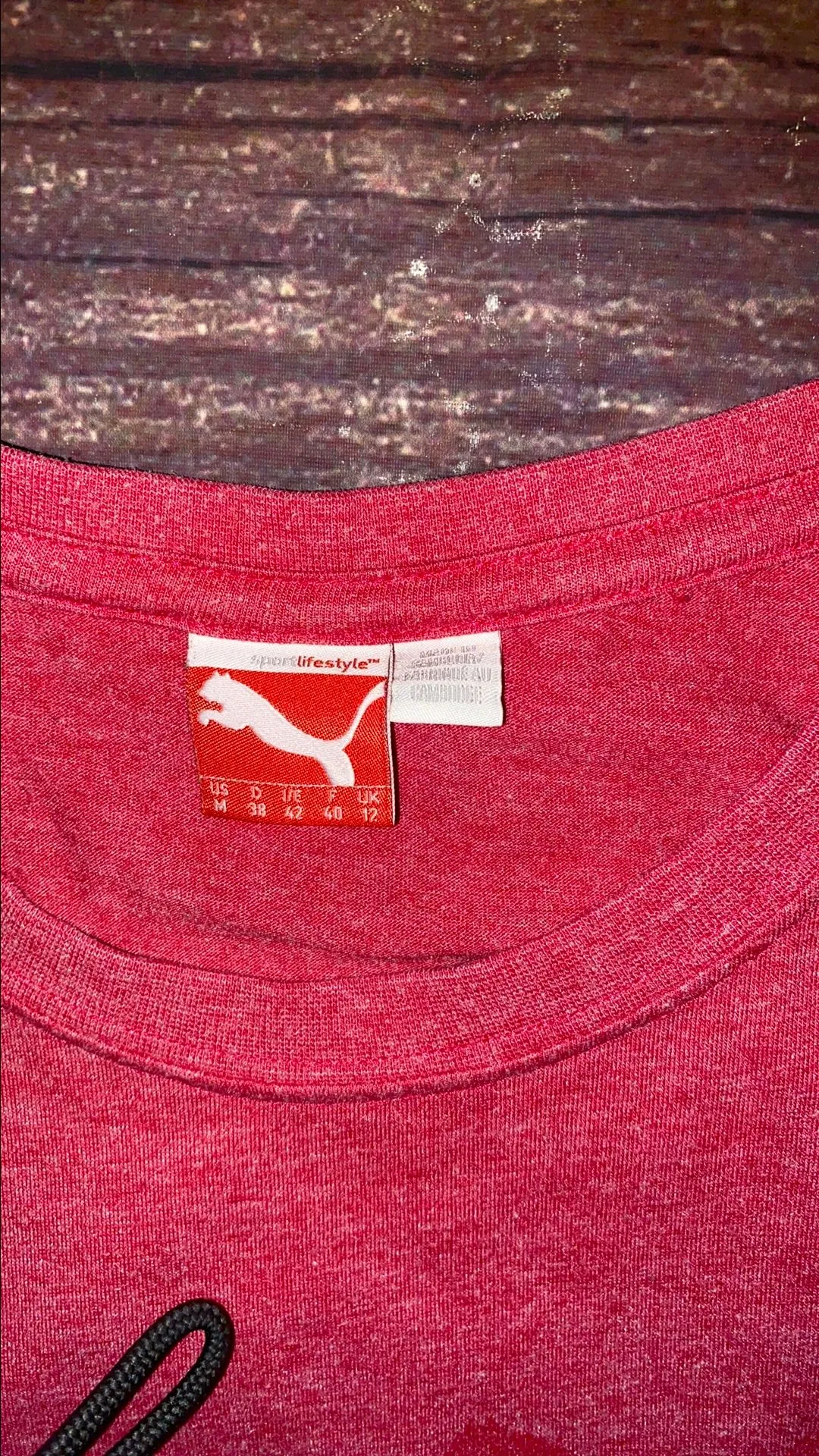 Listing Image Blurred Background