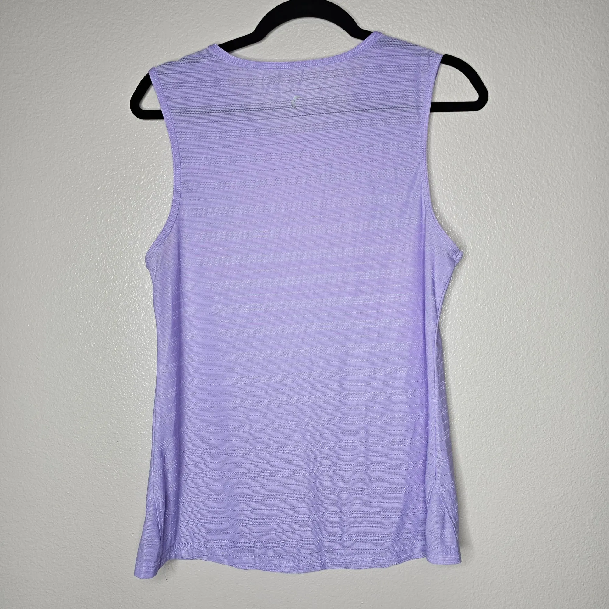 Listing Image Blurred Background