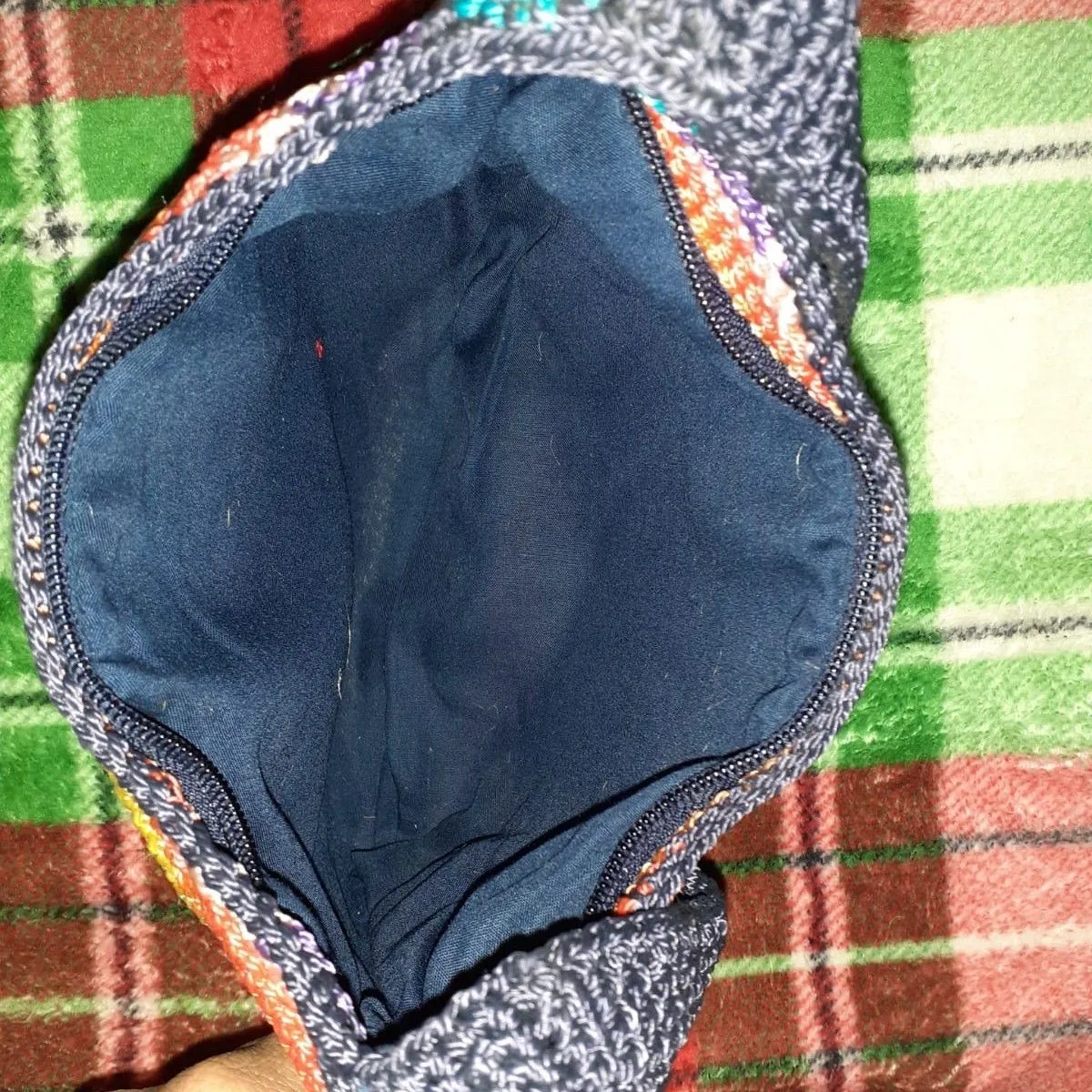 Listing Image Blurred Background